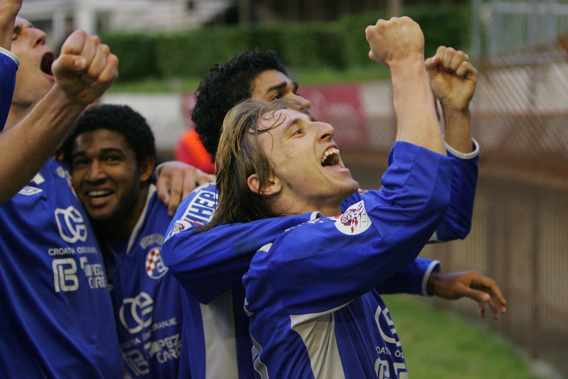 st-hajduk_dinamo260404