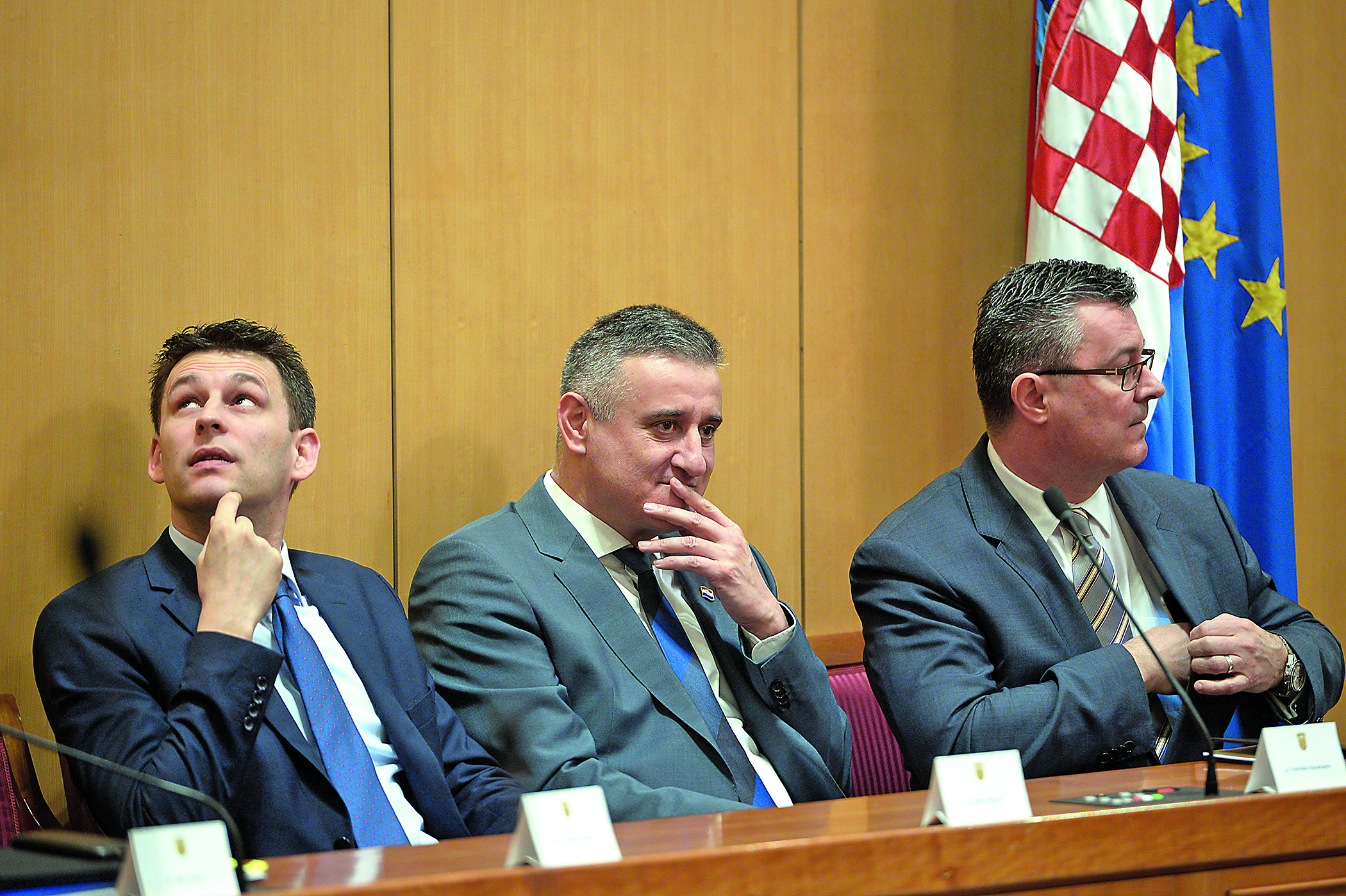 Božo Petrov, Tomislav Karamarko i Tihomir Orešković