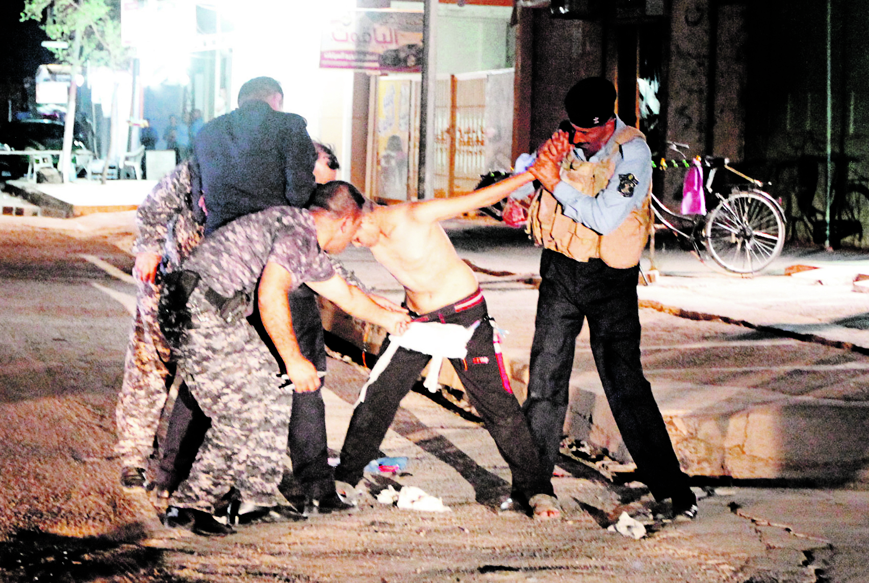 75613-98236-2016-08-21T204419Z_11433919