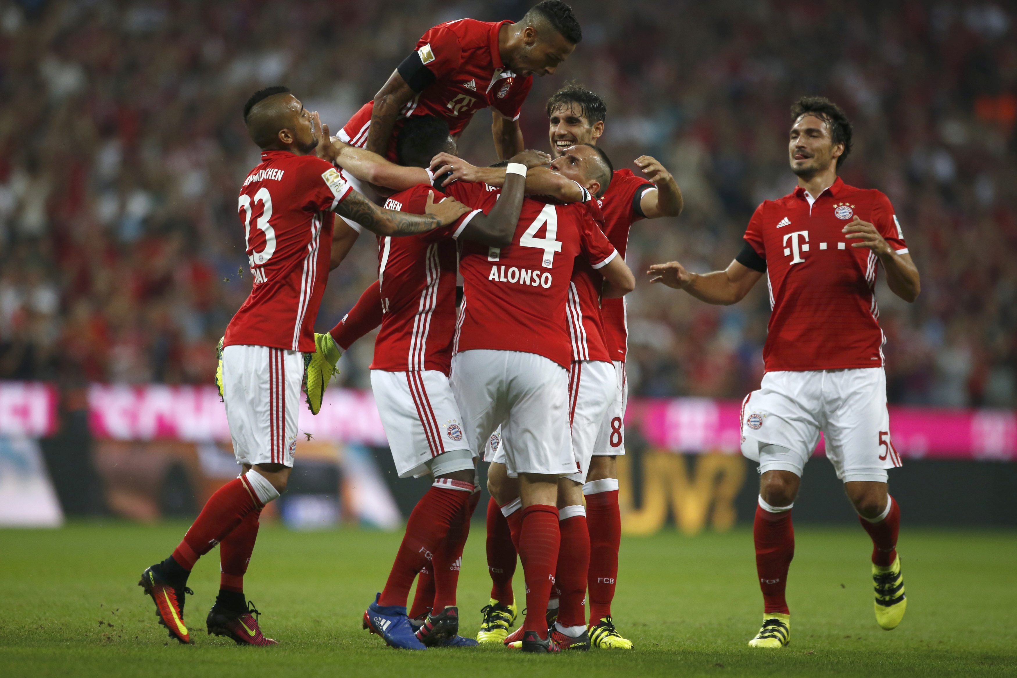 2016-08-26T184938Z_806726556_LR1EC8Q1GAGOS_RTRMADP_3_SOCCER-GERMANY-BAY-WER