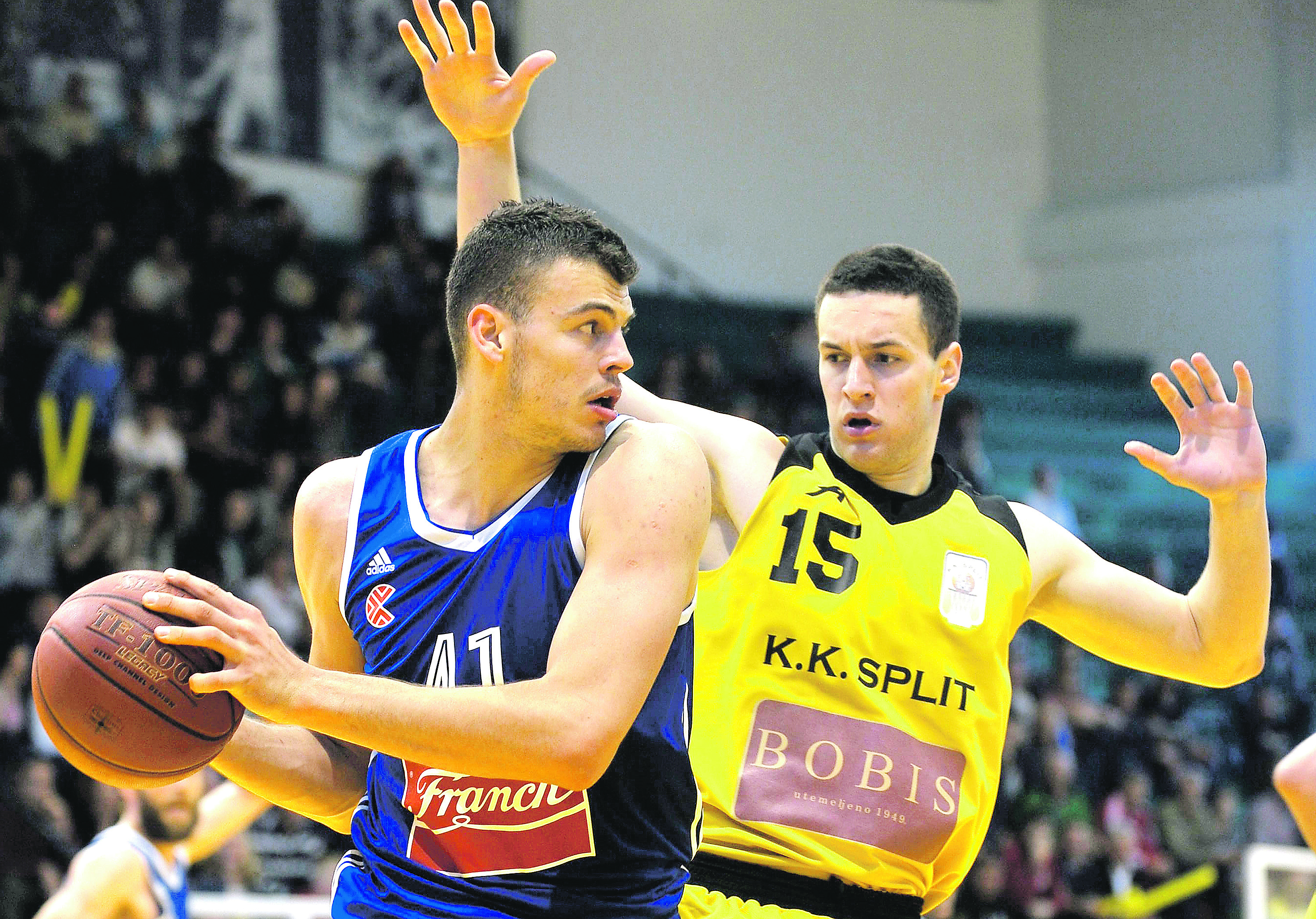 189229-84772-split_cibona9-300416_copy