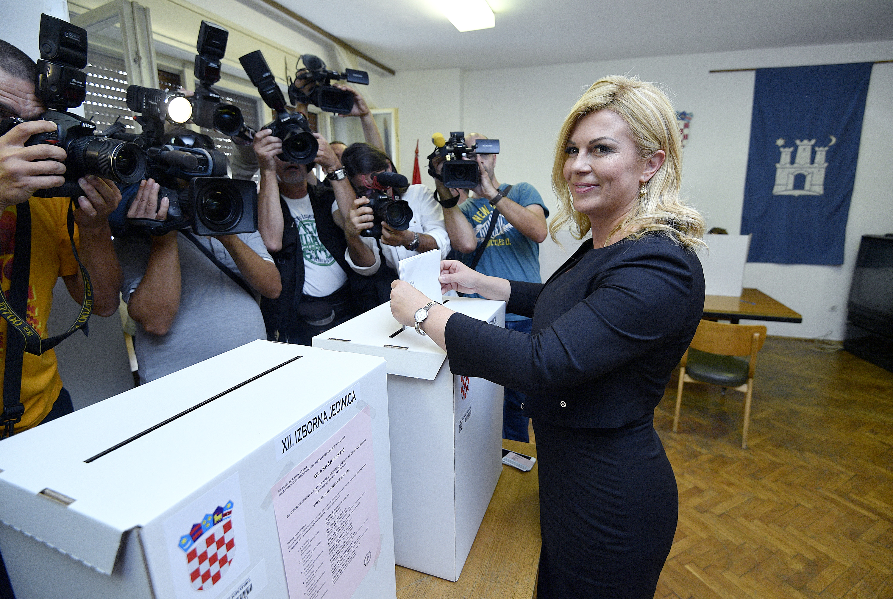 kitarovic_glasanje21-110916