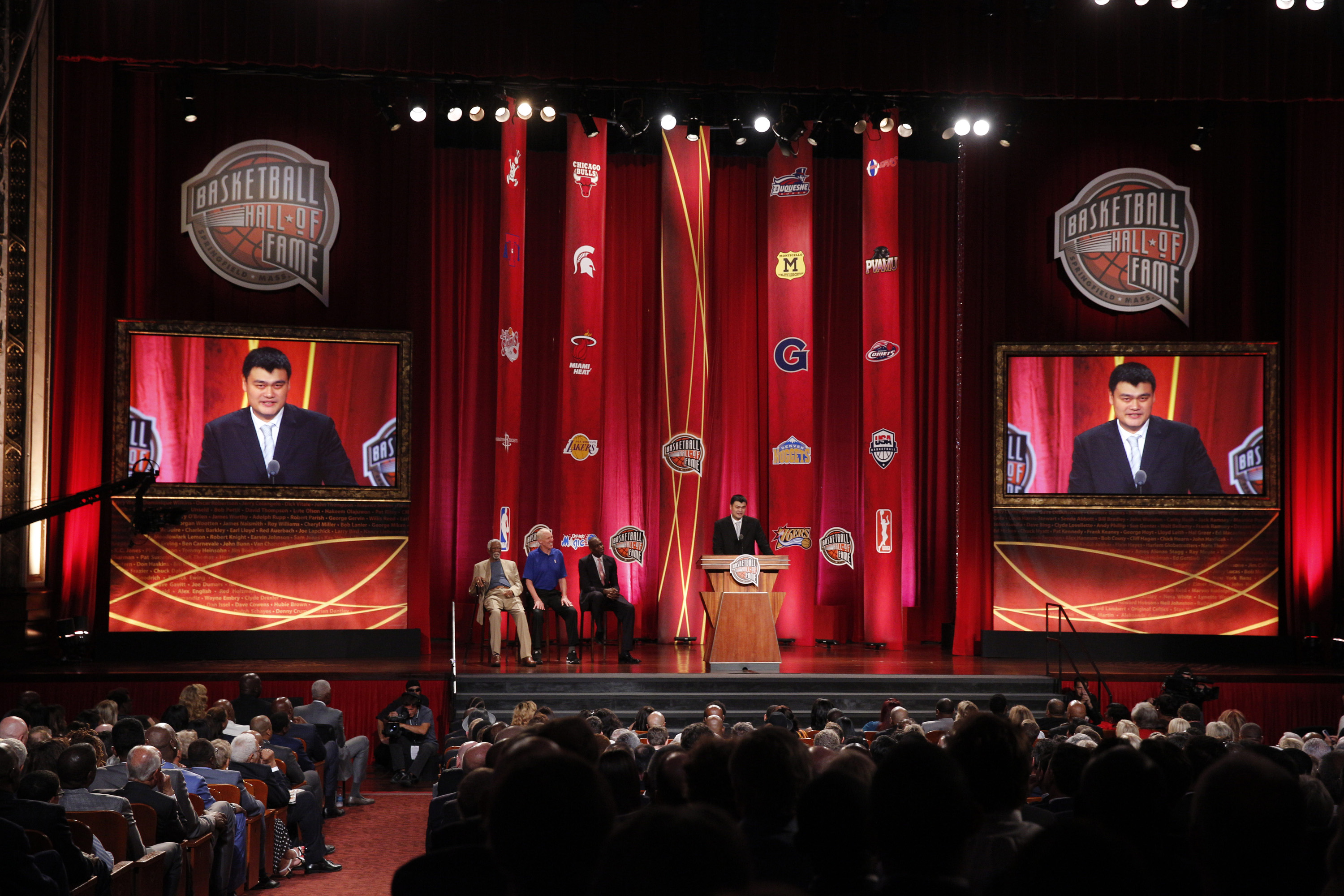 2016-09-09T235727Z_141491516_NOCID_RTRMADP_3_BASKETBALL-HALL-OF-FAME-ENSHRINEMENT