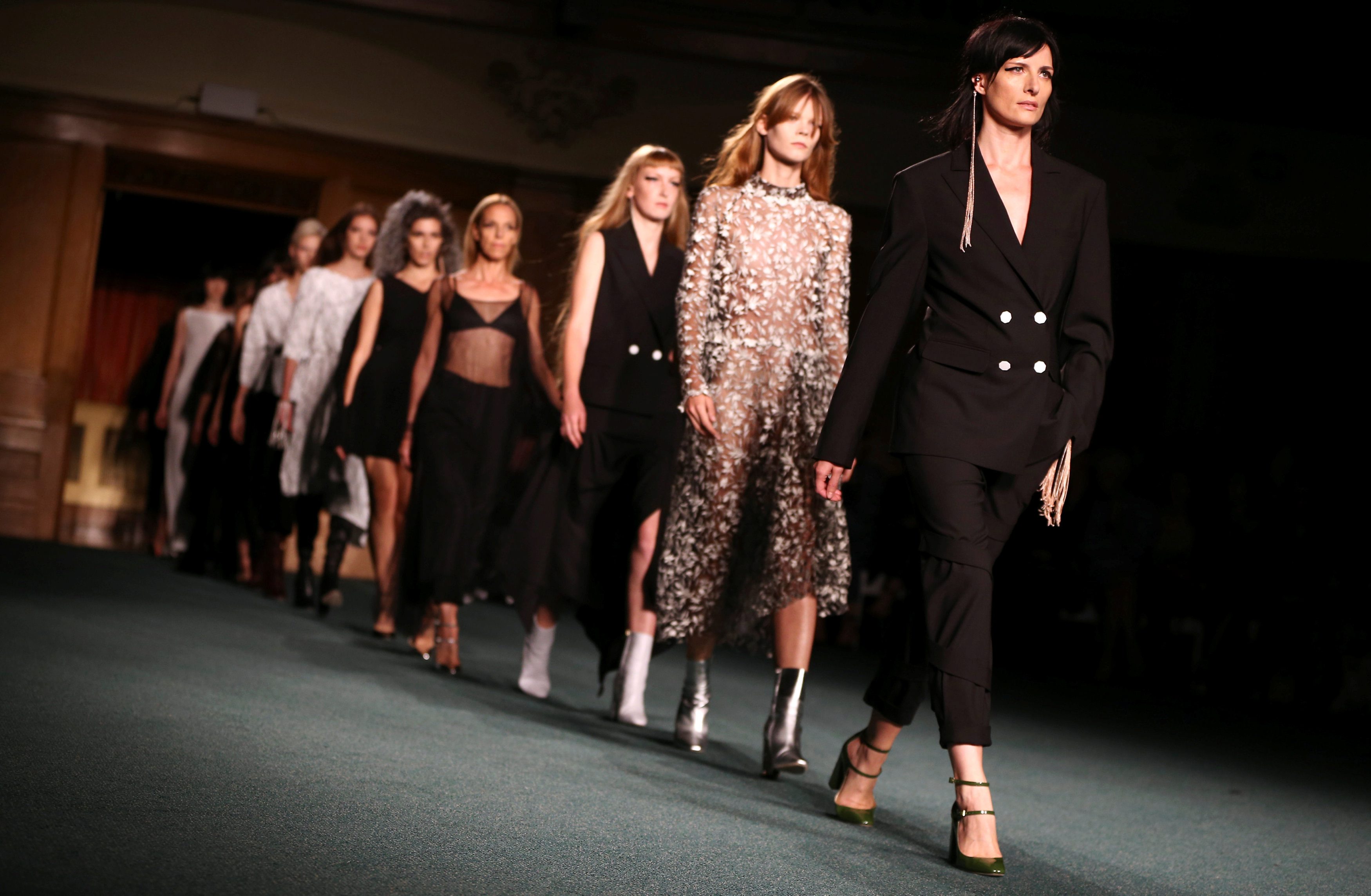 2016-09-19T163749Z_74484442