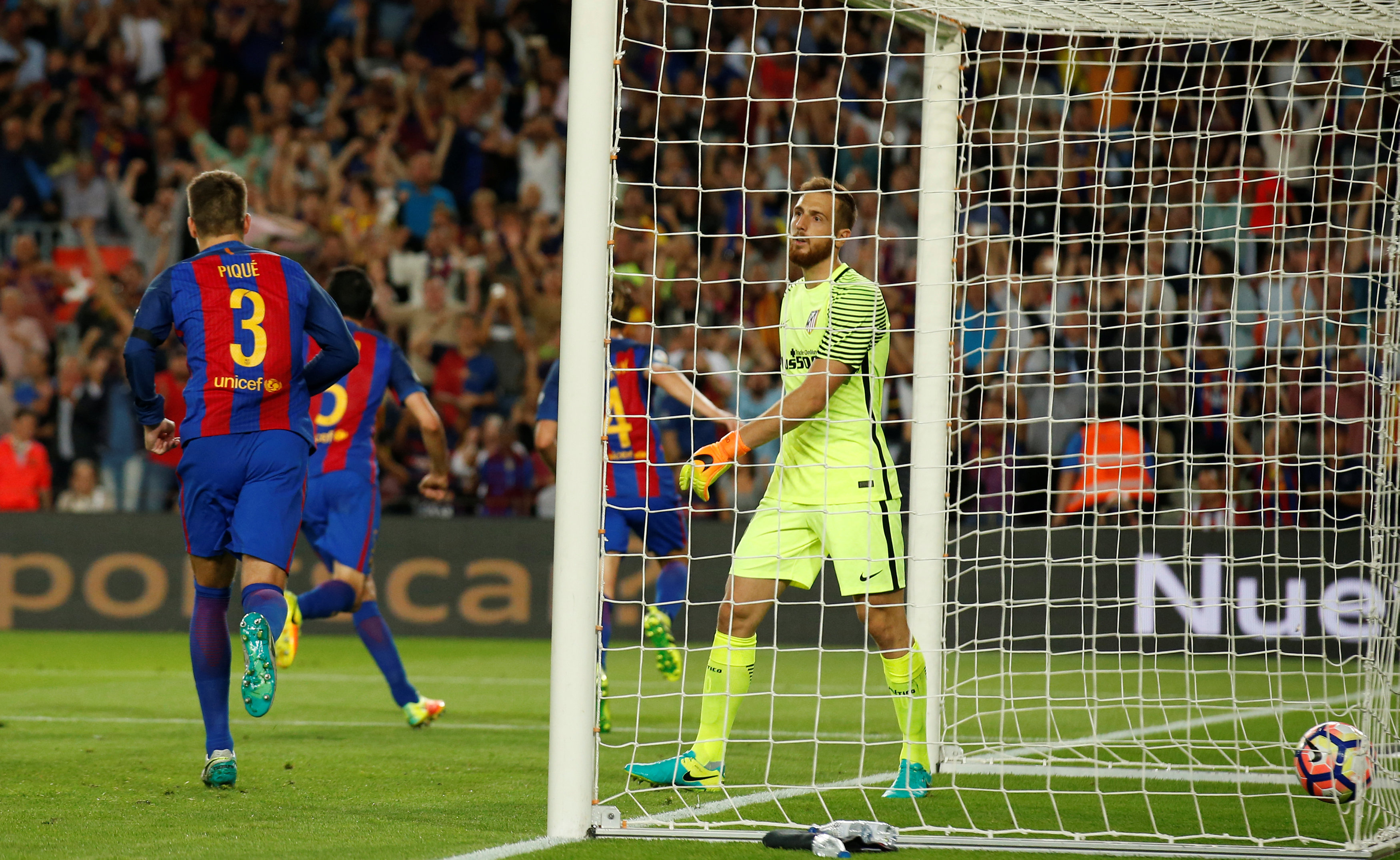 2016-09-21T211356Z_973044850_S1BEUCQJVOAA_RTRMADP_3_SOCCER-SPAIN