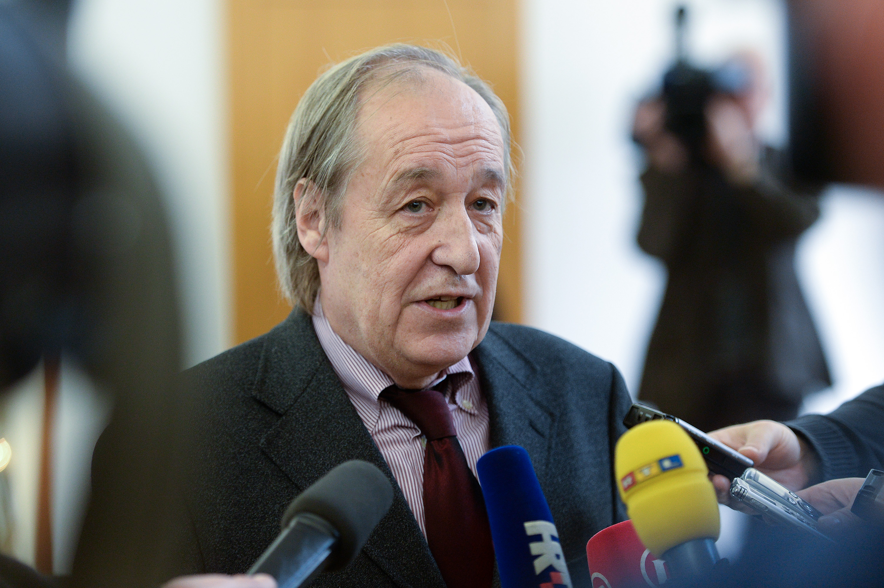 konzultacije25-071215