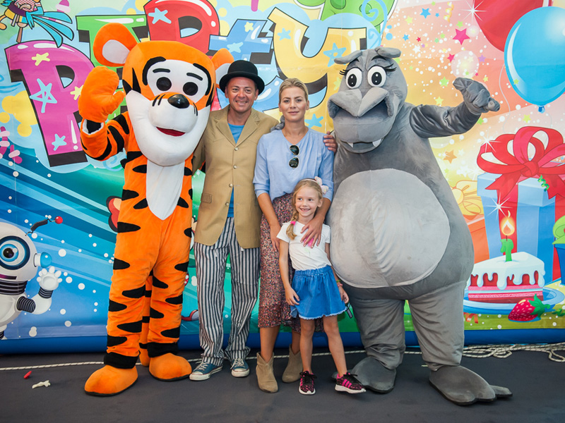 avenue_mall_proslava_rodendana_naslovna.bin