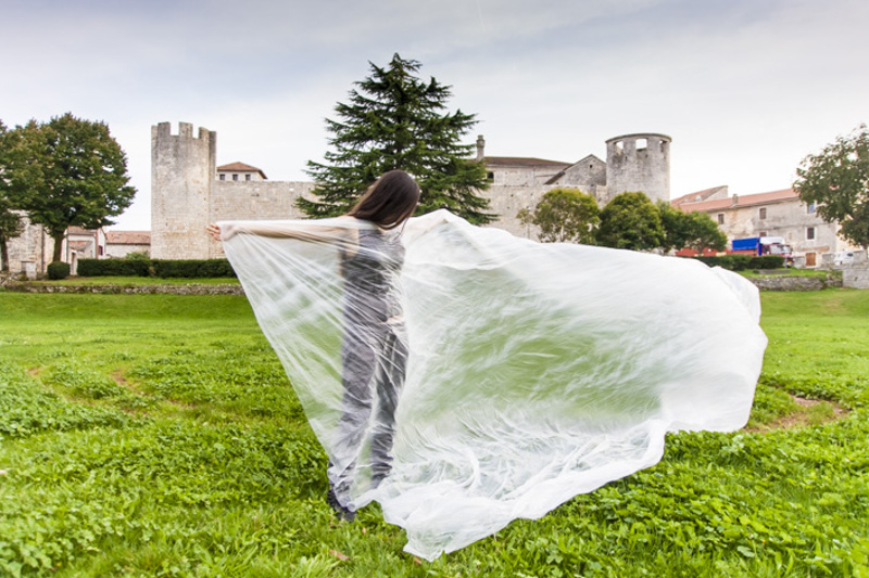 1andi_bancic_canon_5d_24_v-27.bin