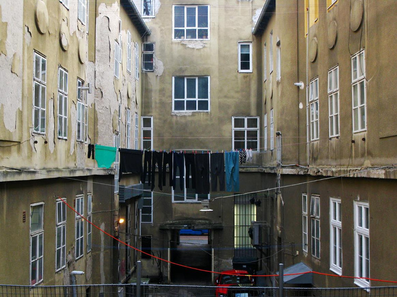 dvoristaihaustori.bin