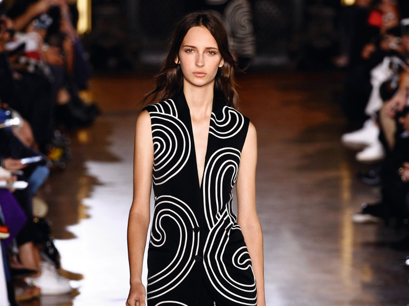 PARIS, FRANCE - OCTOBER 05:  A model walks the runway during the Stella McCartney show as part of the Paris Fashion Week Womenswear Spring/Summer 2016  on October 5, 2015 in Paris, France.  (Photo by Antonio de Moraes Barros Filho/WireImage)
