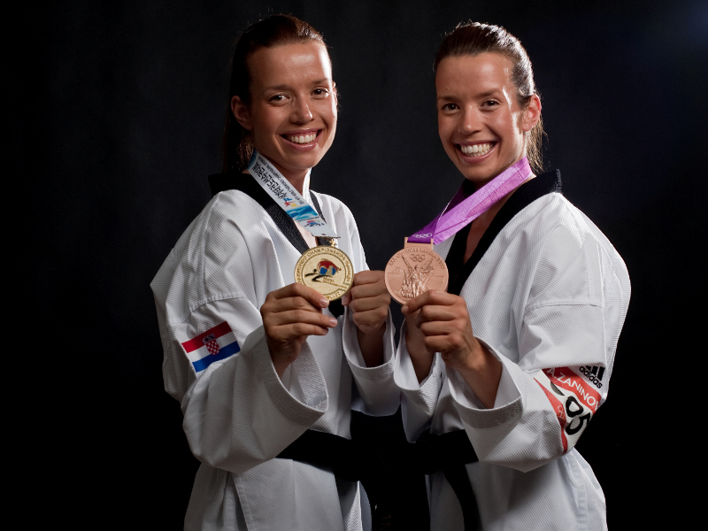 sestre-zaninovic_00.bin