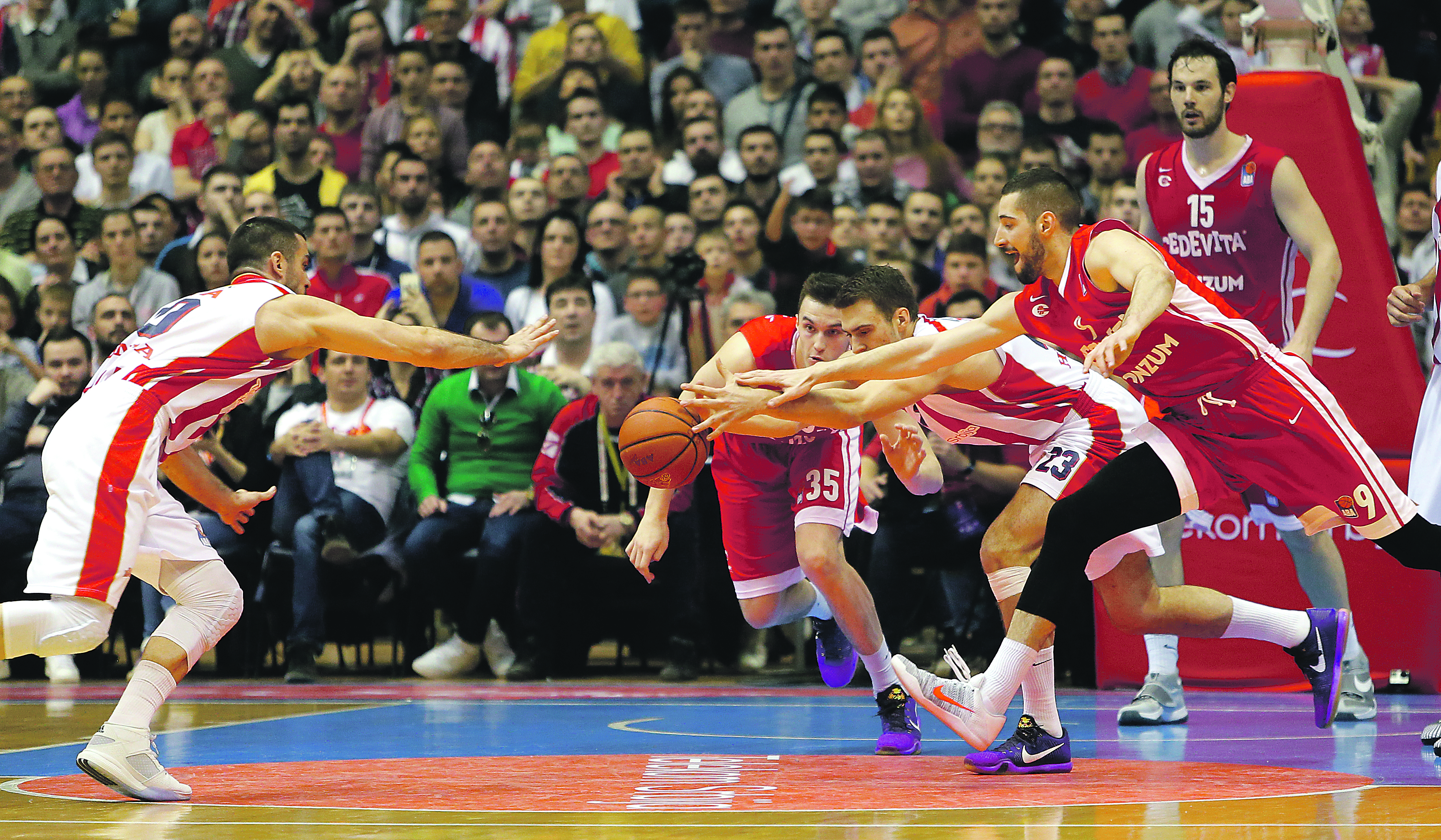 161970-69359-zvezda_cedevita15-150316_copy