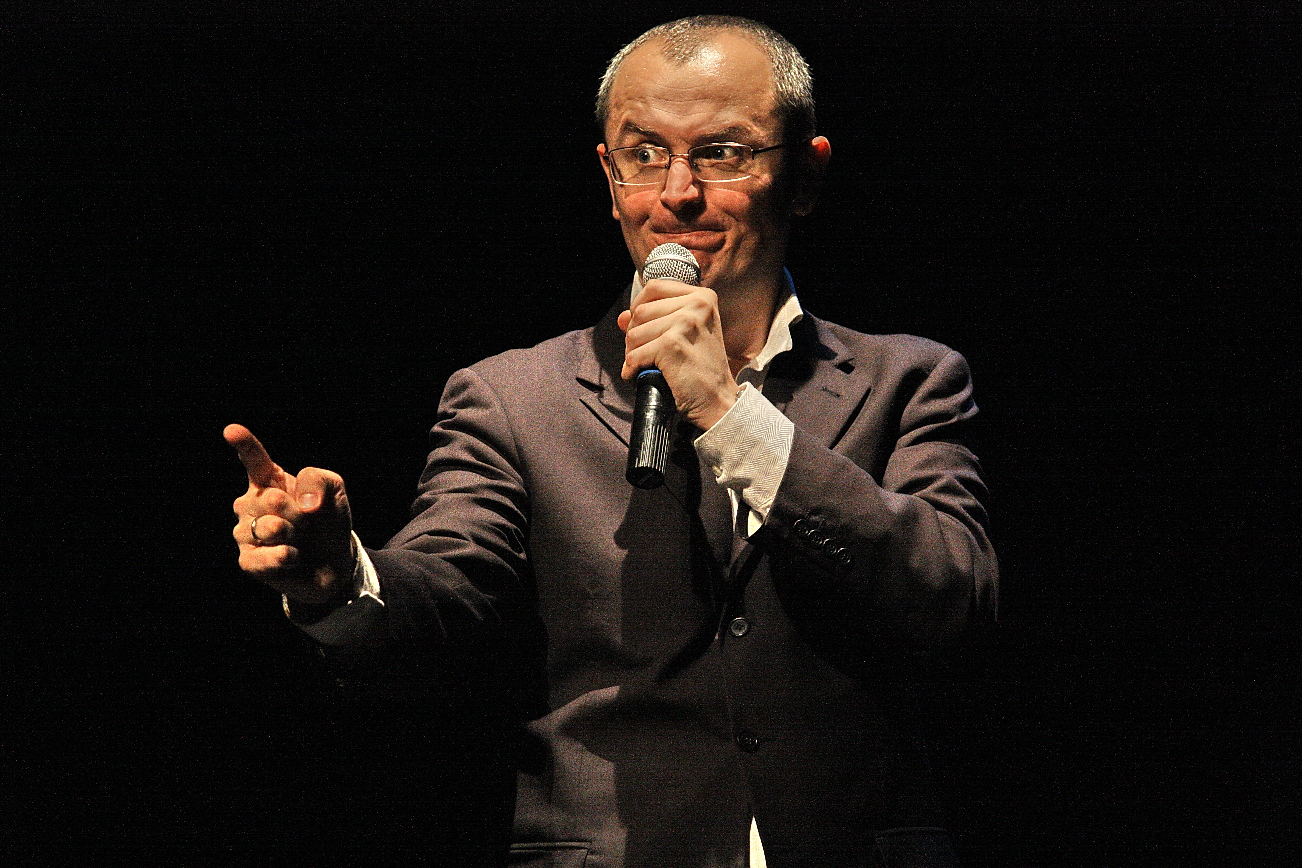 Pedja Bajoviå Stand Up Comedy Komedija s nogu (20)