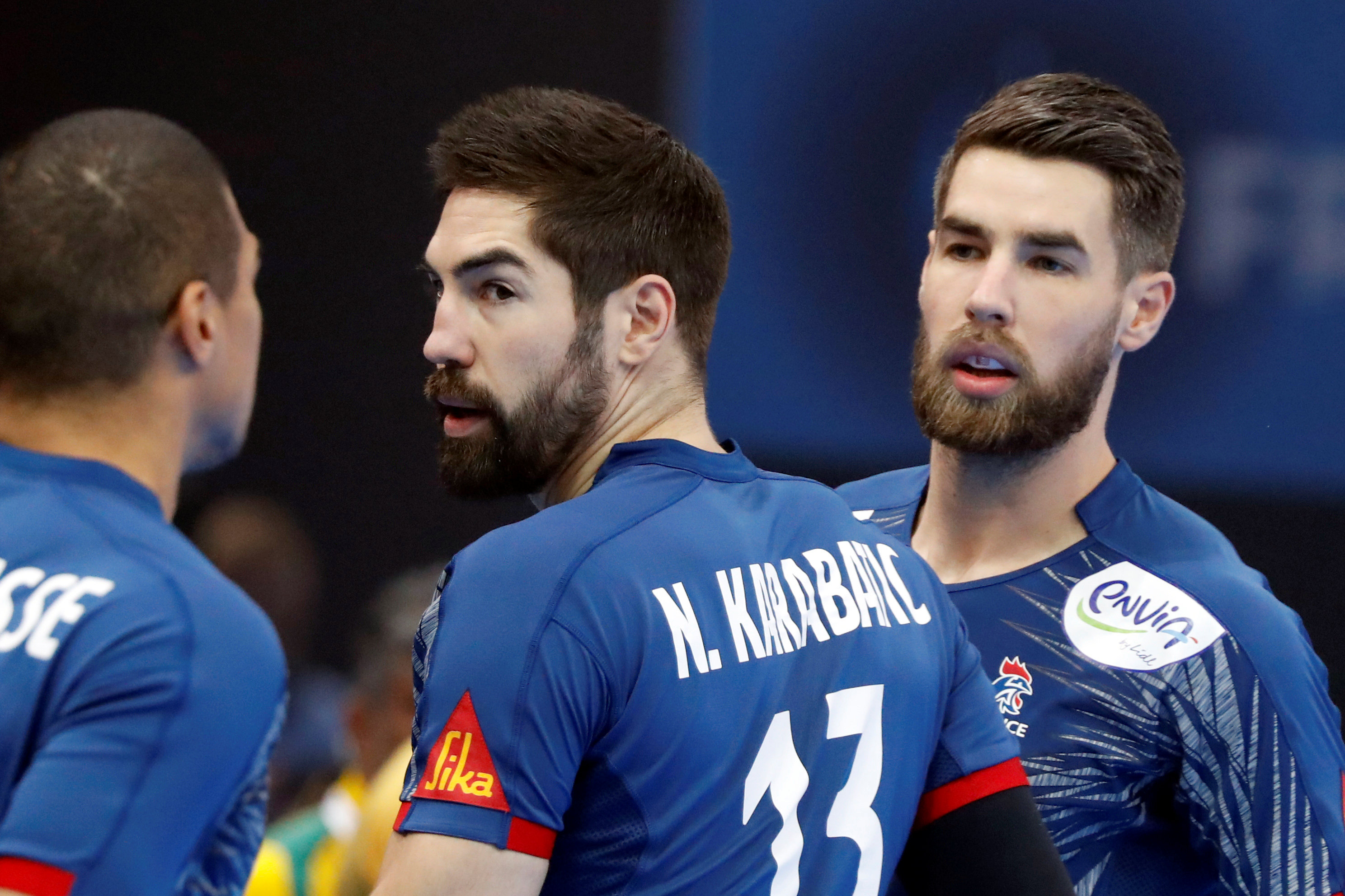 2017-01-11T212421Z_1946729039_RC17ED367BA0_RTRMADP_3_HANDBALL-WORLD