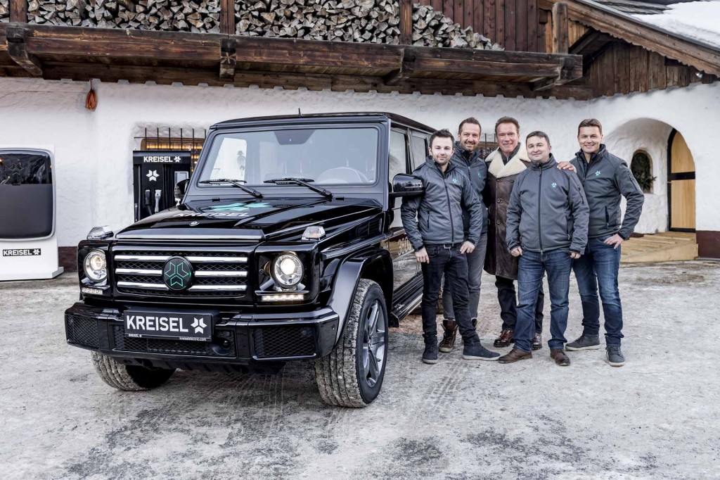 austrian-company-makes-electric-g-class-arnold-schwarzenegger-gets-to-drive-it-114844_1