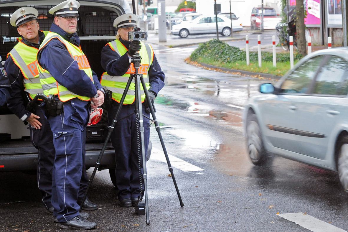 89de8900-4c46-0131-e7bf-00163e17fa4b