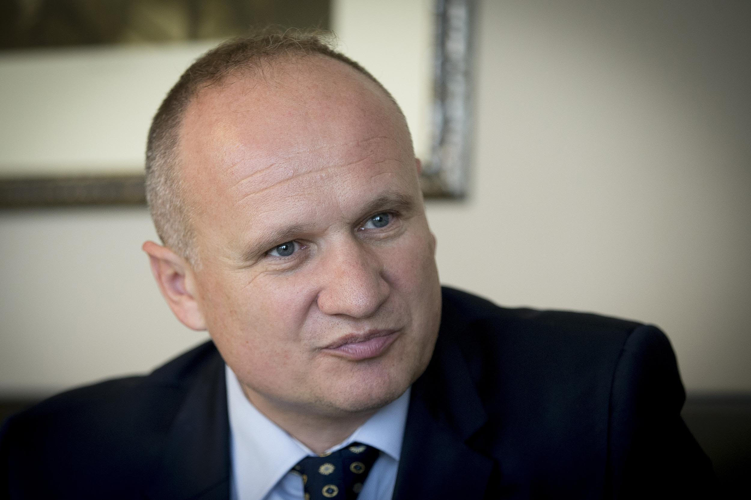 Aleš Mozetič, Don Don