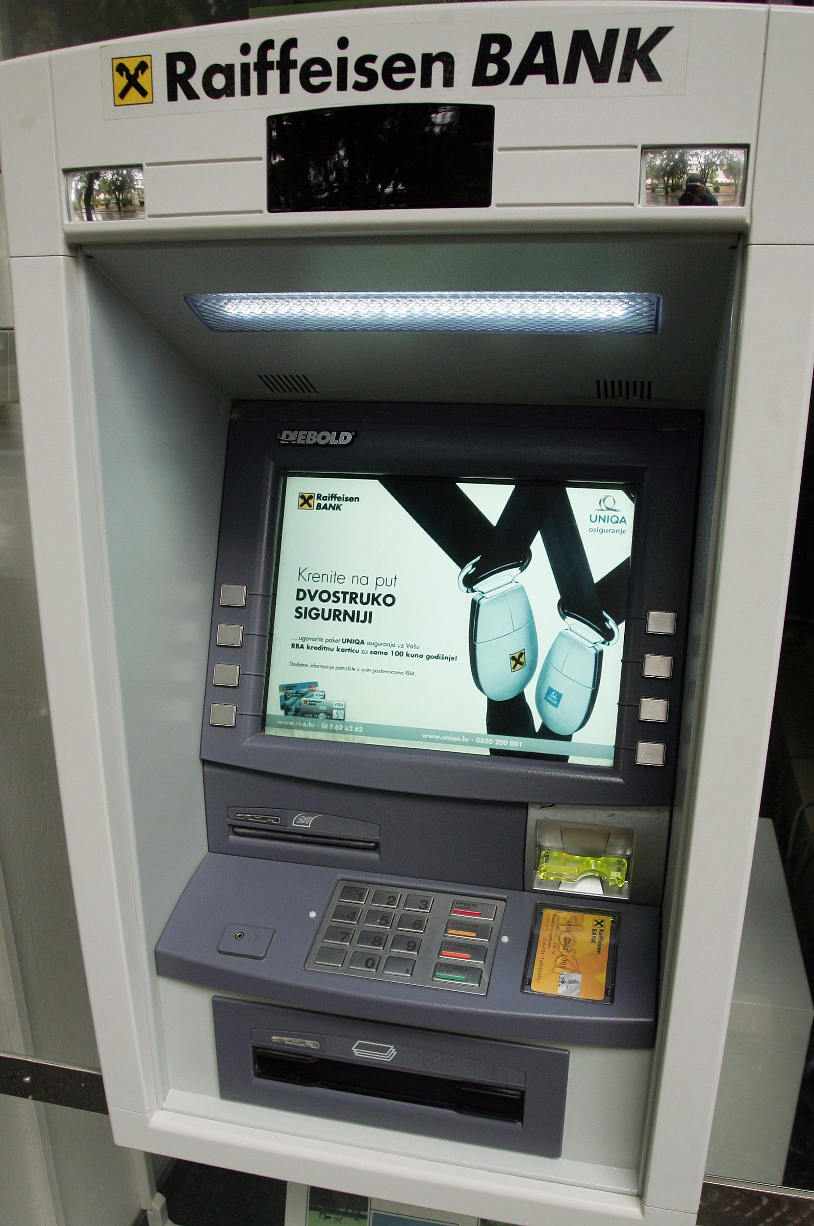 bankomat_pula1-200609