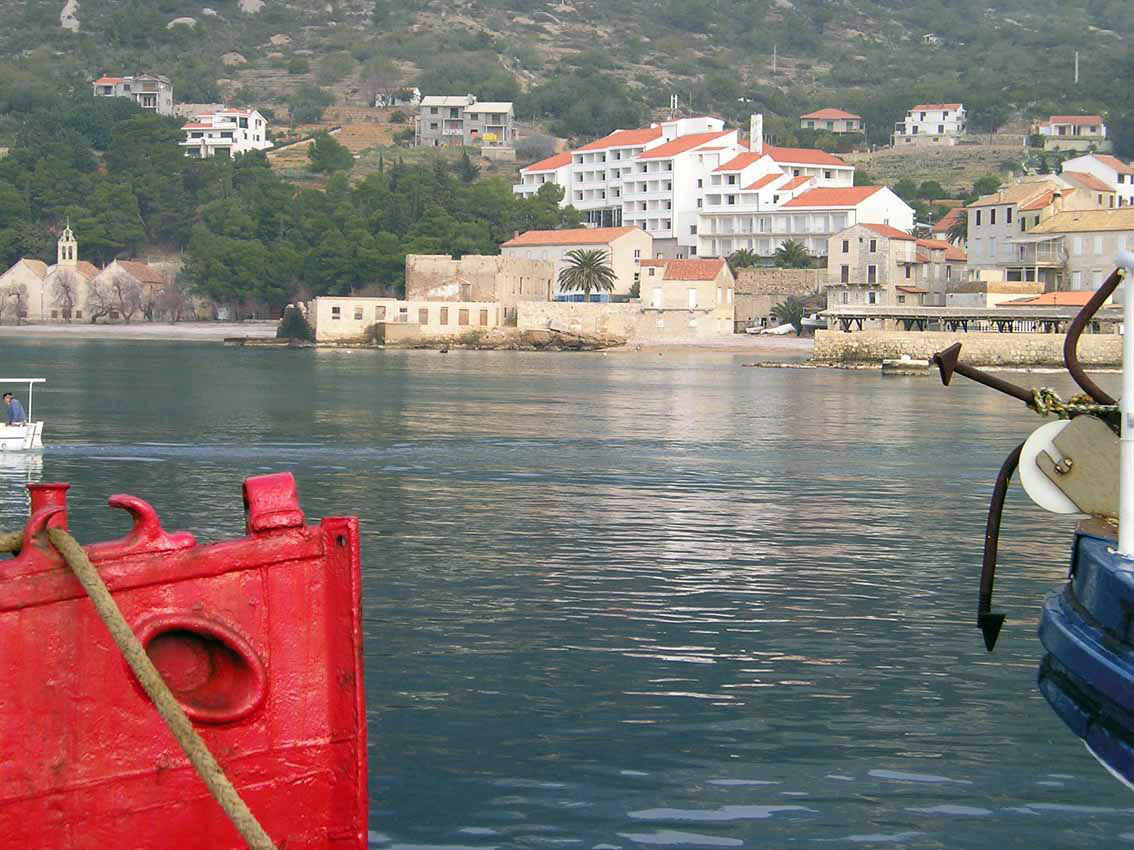 Hotel Biševo, Komiža