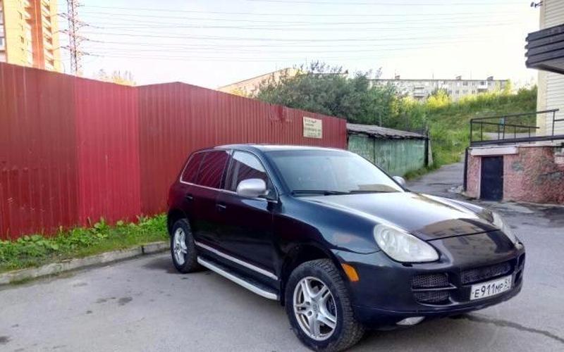 fake-porsche-cayenne-is-a-volkswagen-touareg-with-an-aspiring-russian-owner-121055_1