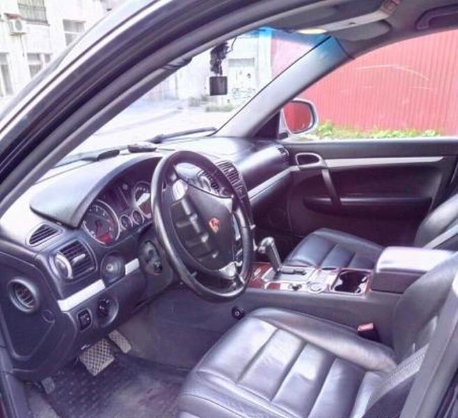 fake-porsche-cayenne-is-a-volkswagen-touareg-with-an-aspiring-russian-owner_1