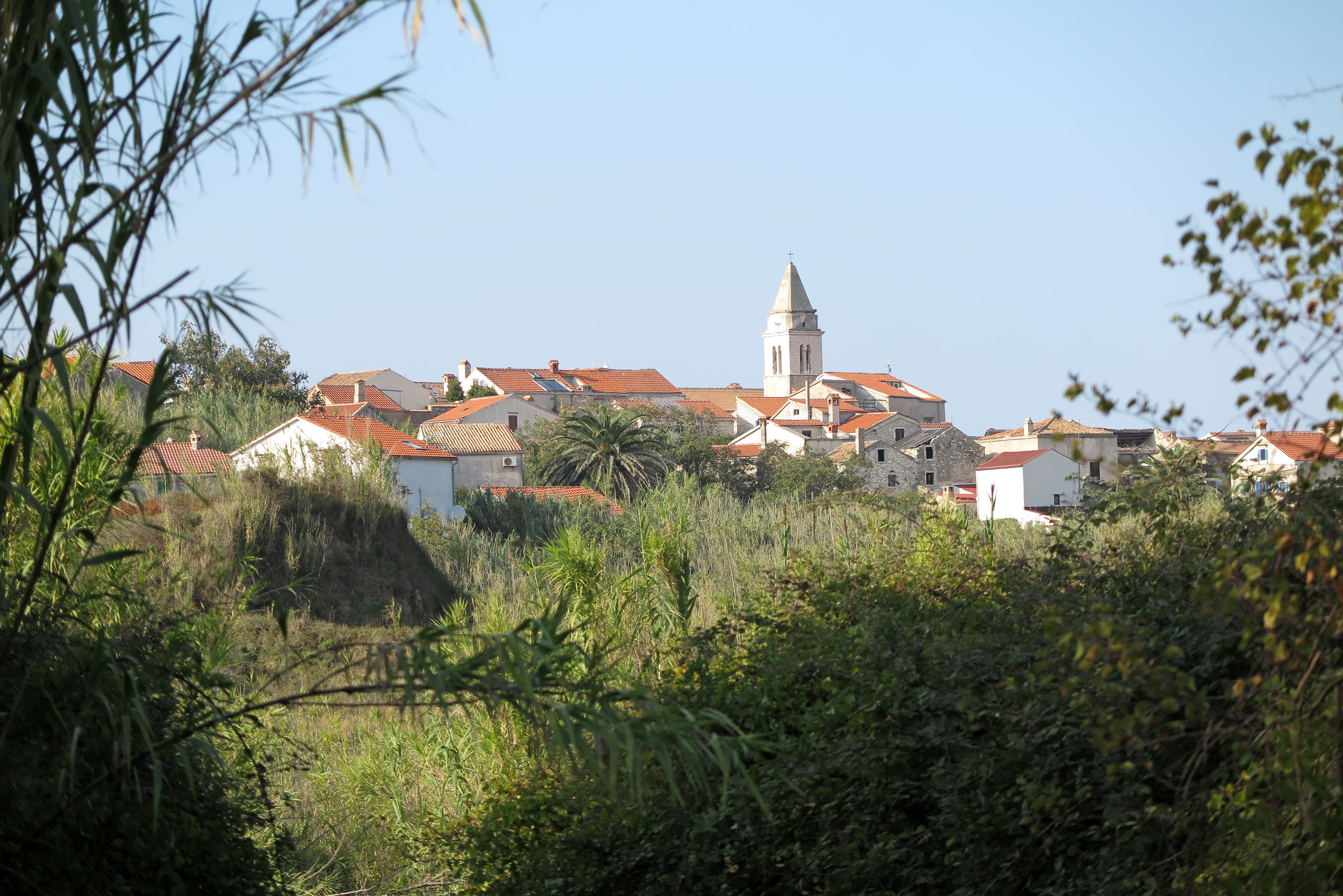 Najizoliraniji hrvatski otok Susak, Gornje Selo