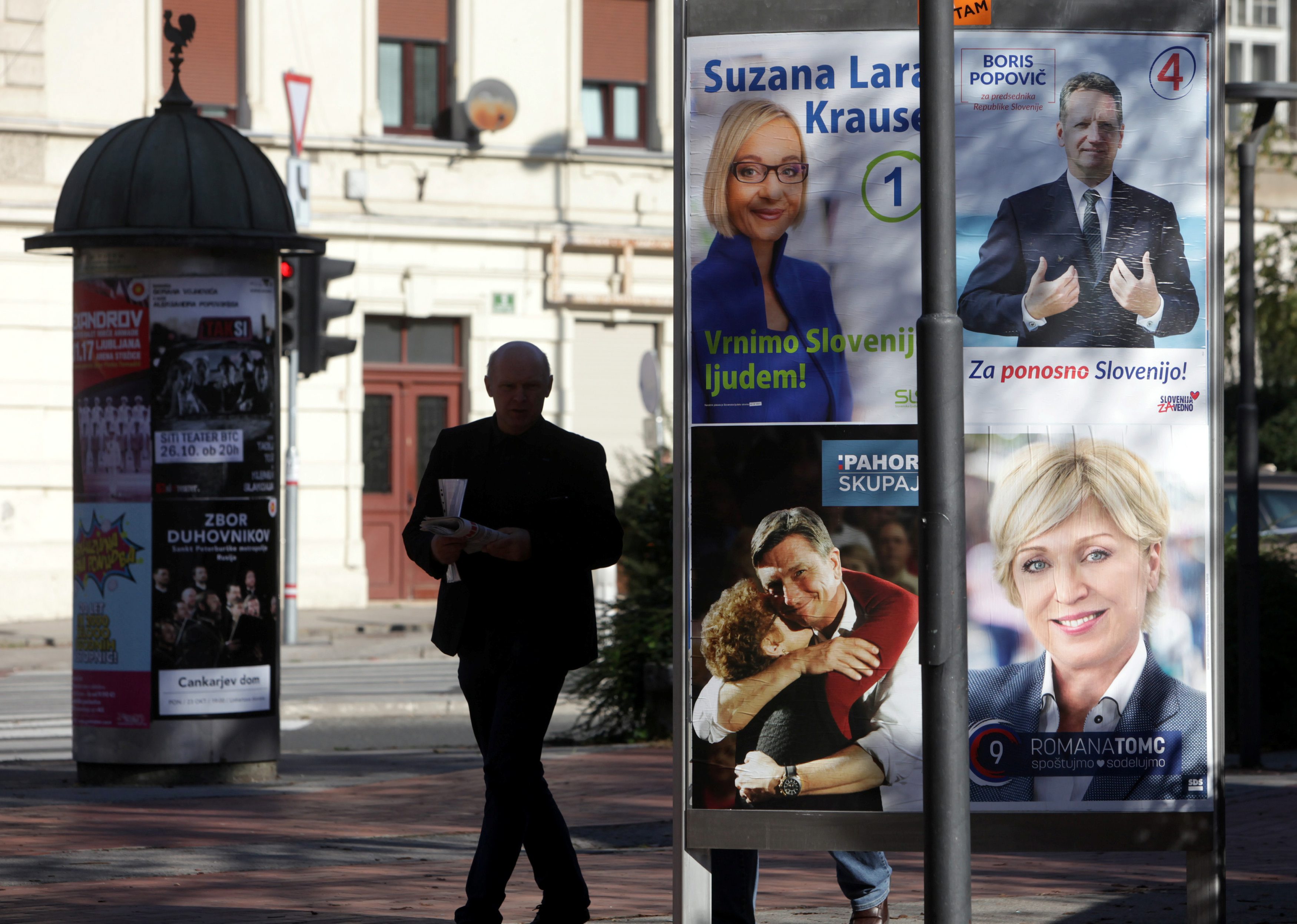 2017-10-19T111834Z_2132417569_RC1A451B06B0_RTRMADP_3_SLOVENIA-ELECTION-PREVIEW