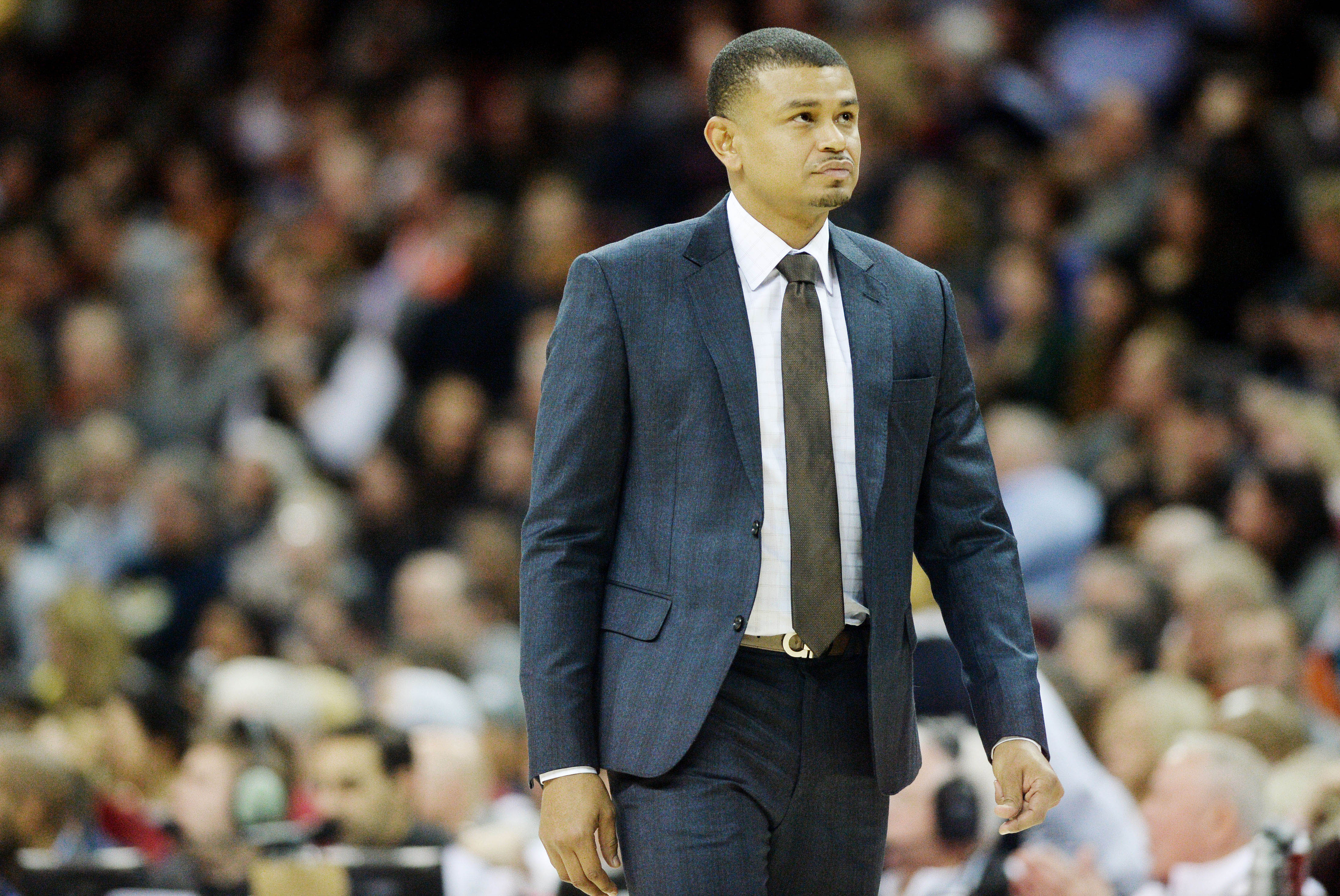 2017-01-20T030527Z_2084040222_NOCID_RTRMADP_3_NBA-PHOENIX-SUNS-AT-CLEVELAND-CAVALIERS