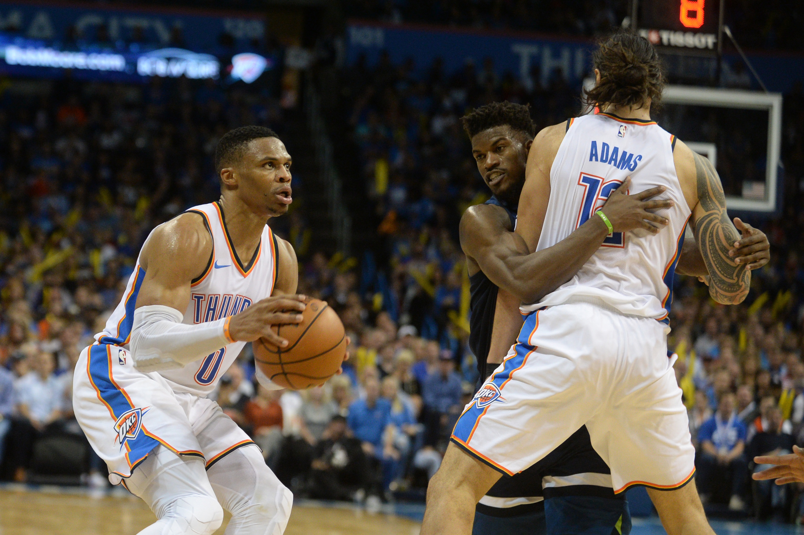 2017-10-23T020614Z_1535148069_NOCID_RTRMADP_3_NBA-MINNESOTA-TIMBERWOLVES-AT-OKLAHOMA-CITY-THUNDER