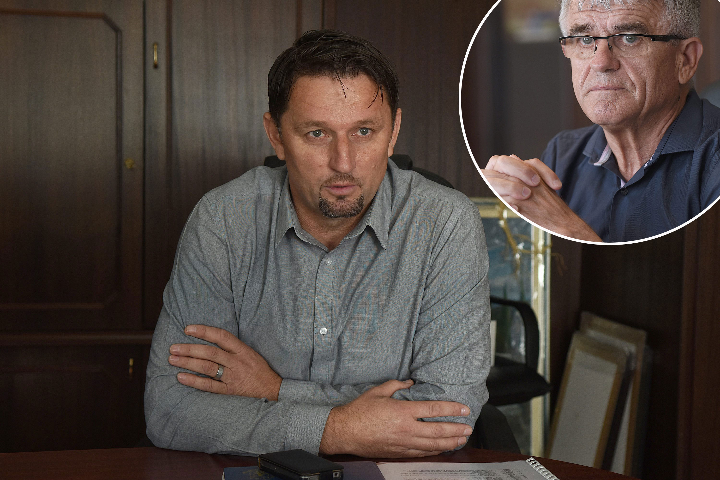 Ivica Požega i gradonačelnik Slunja Jure Katić (u krugu)