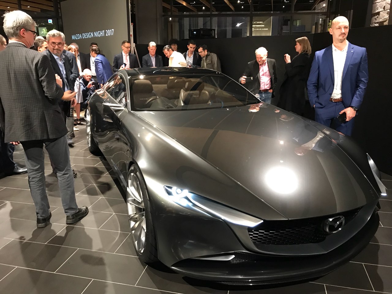 IMG-d8936b7fc16449d017c29c07bb9ad1ff-V