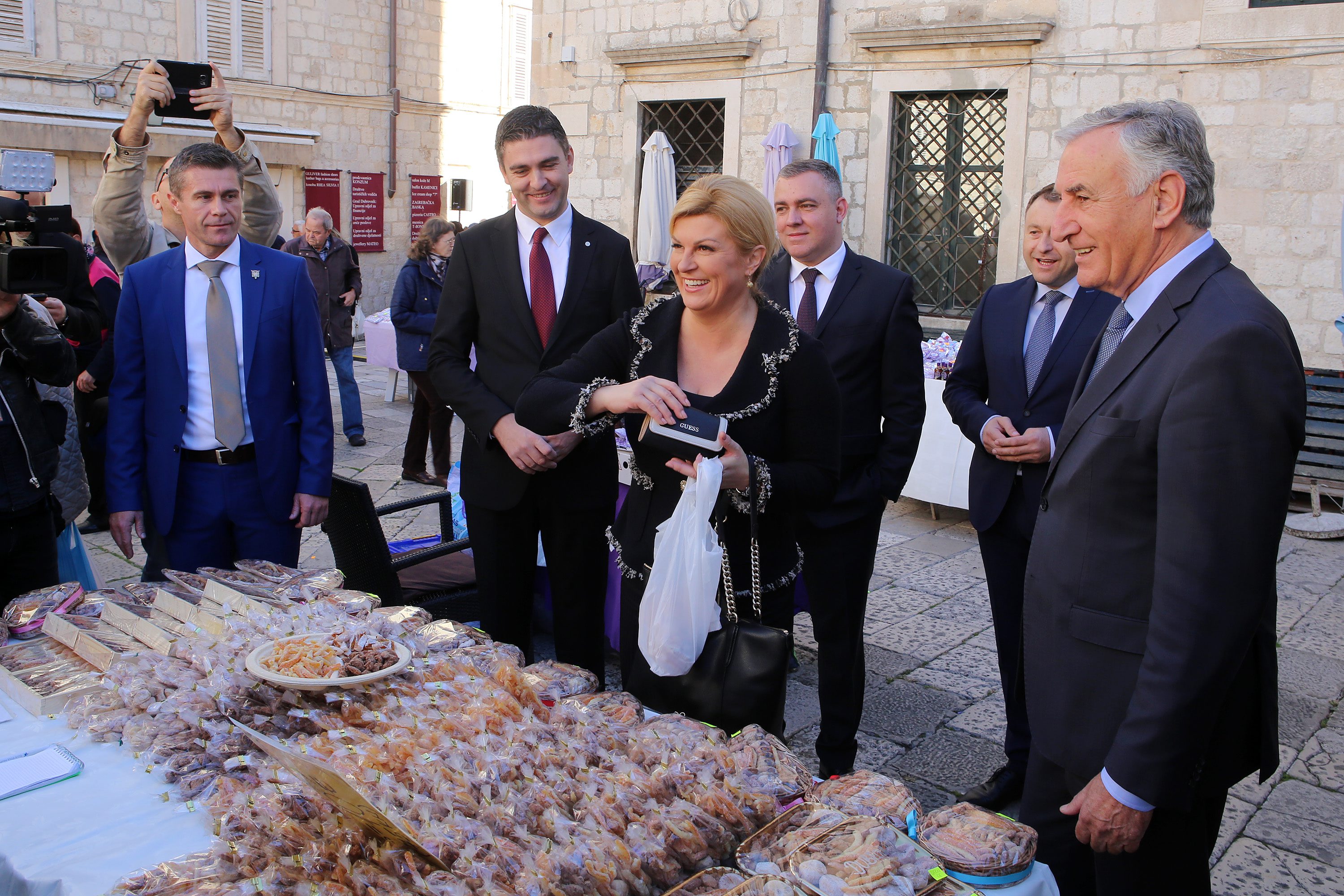 ured_predsjednice23-251017