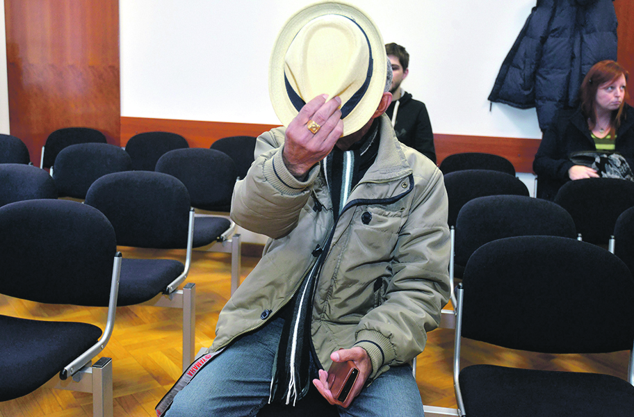 151368-194367-agladios_sud3-100217