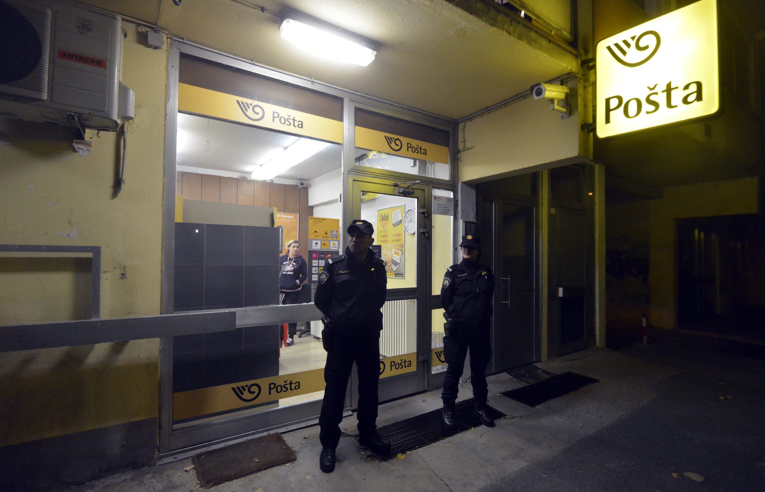 pljacka_posta1-311017