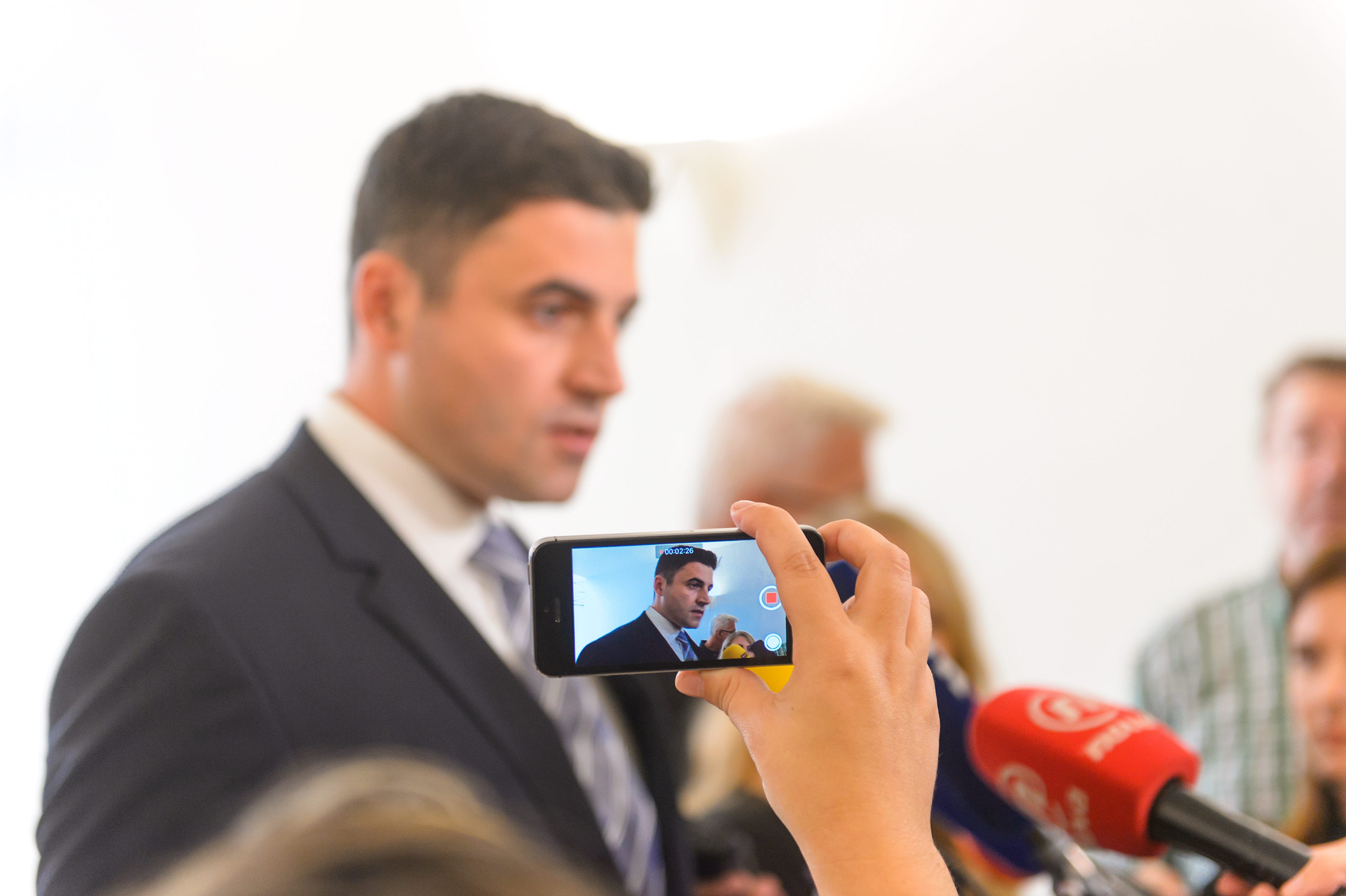 bernardic_press1-041017