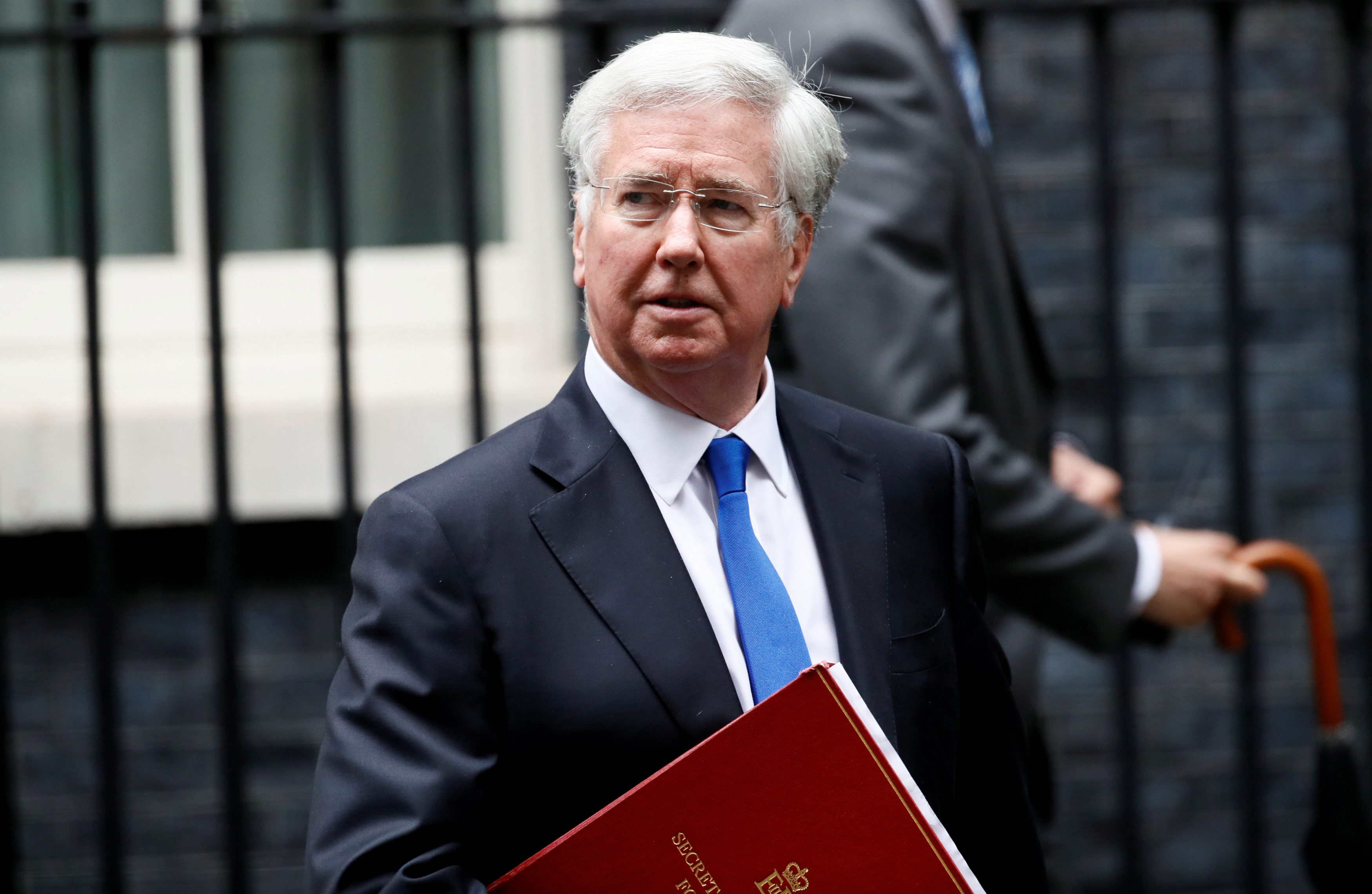 2017-11-01T203233Z_2108809826_RC1287C29CE0_RTRMADP_3_BRITAIN-POLITICS-FALLON