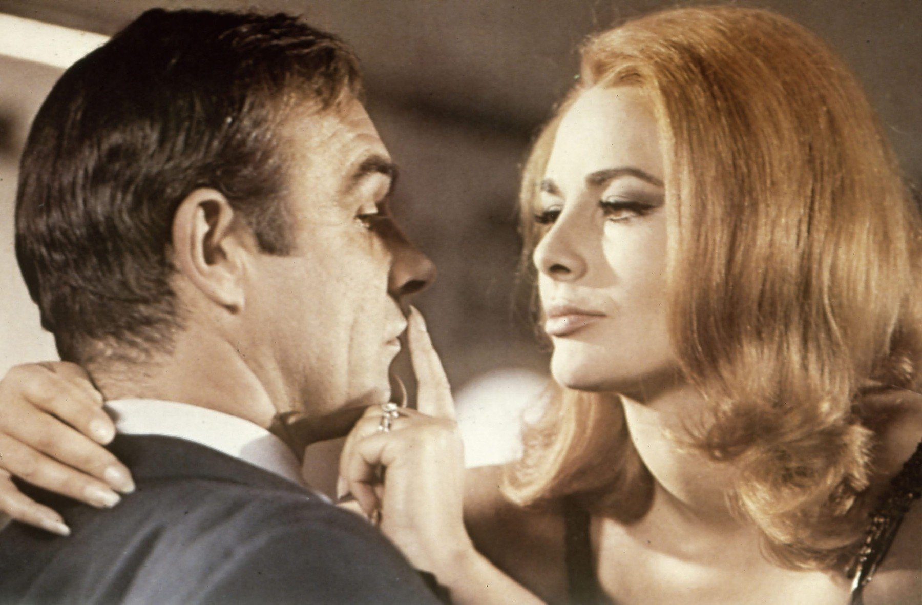 Karin Dor i Sean Connery u filmu 'Samo dvaput se živi'