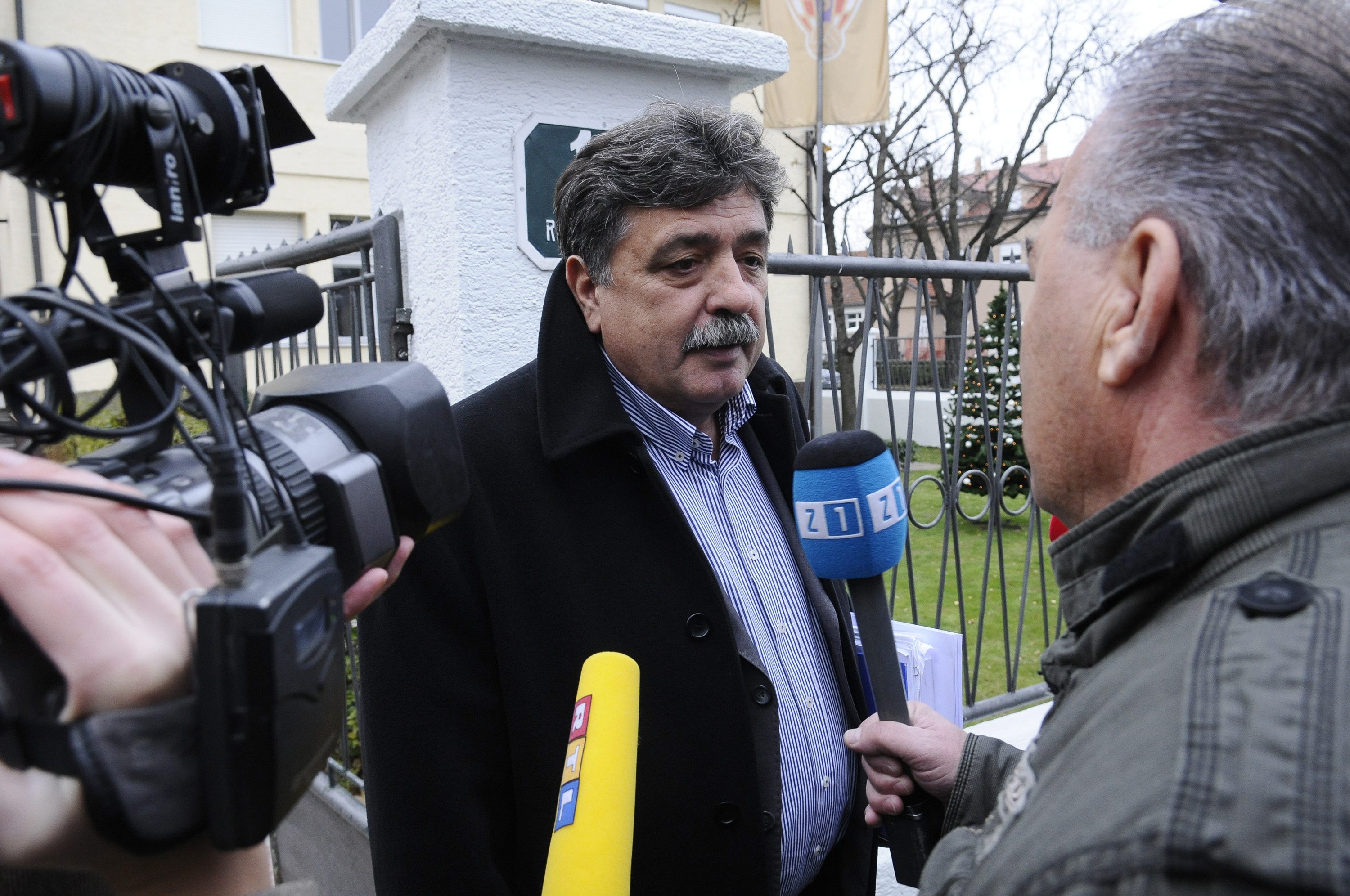 hns_skupstina3-111211