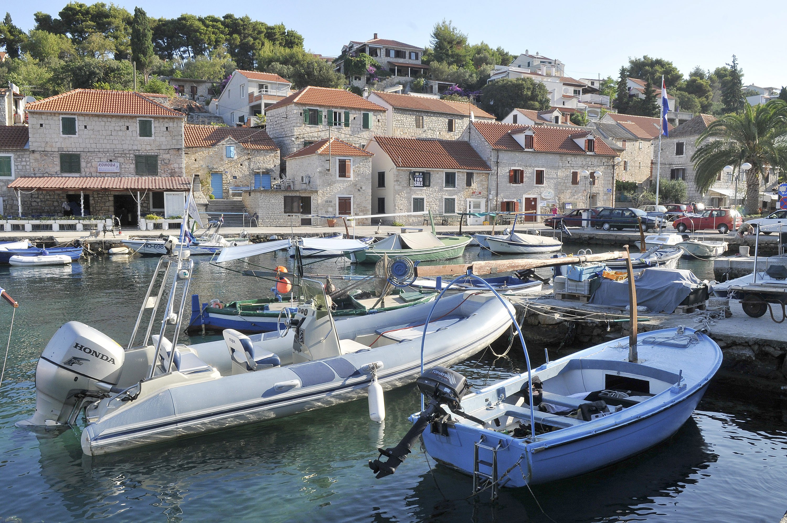 Mjesto Maslinica na otoku Šolti