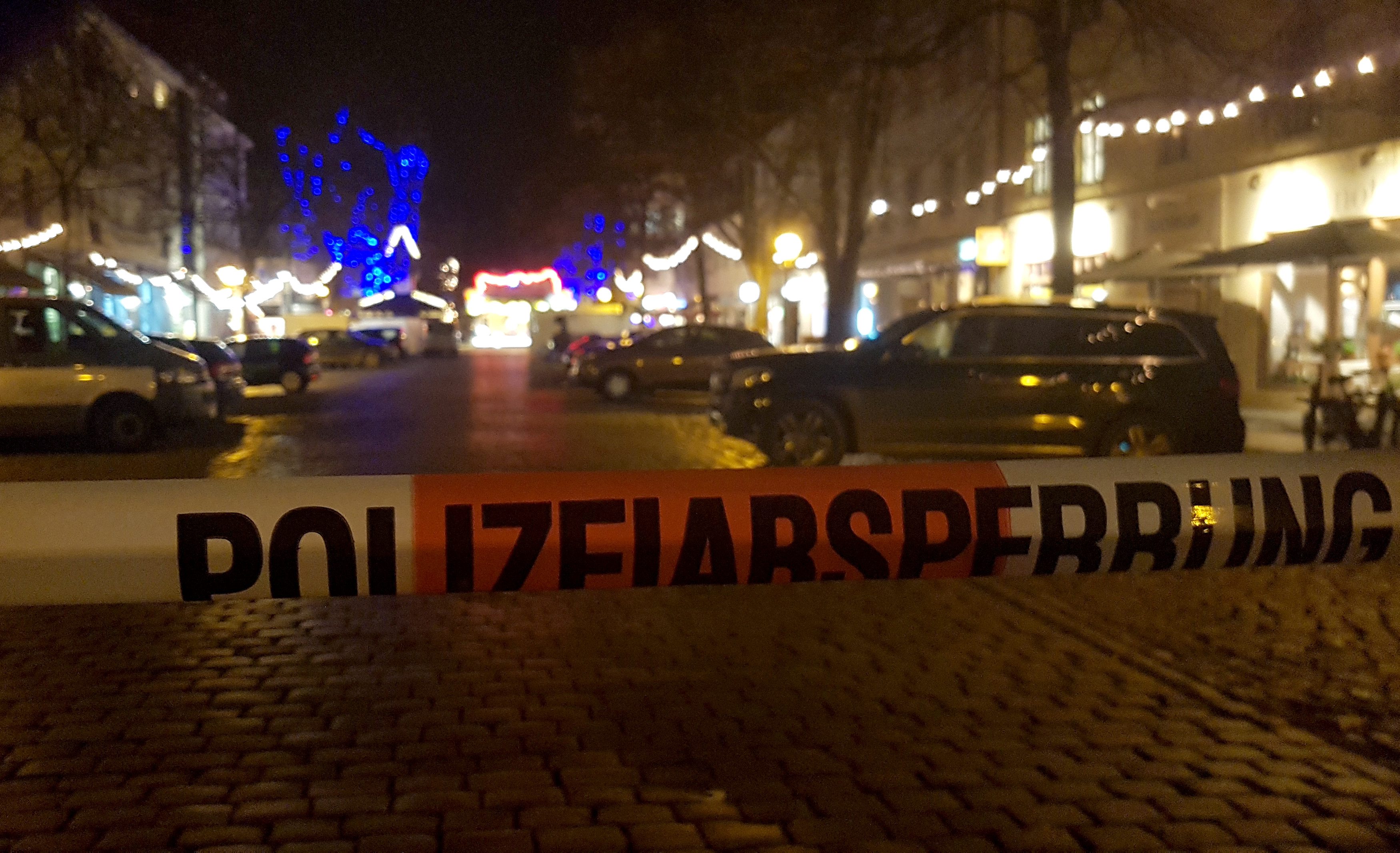 2017-12-01T163713Z_2081910824_RC1C59A2EAC0_RTRMADP_3_GERMANY-SECURITY-POTSDAM