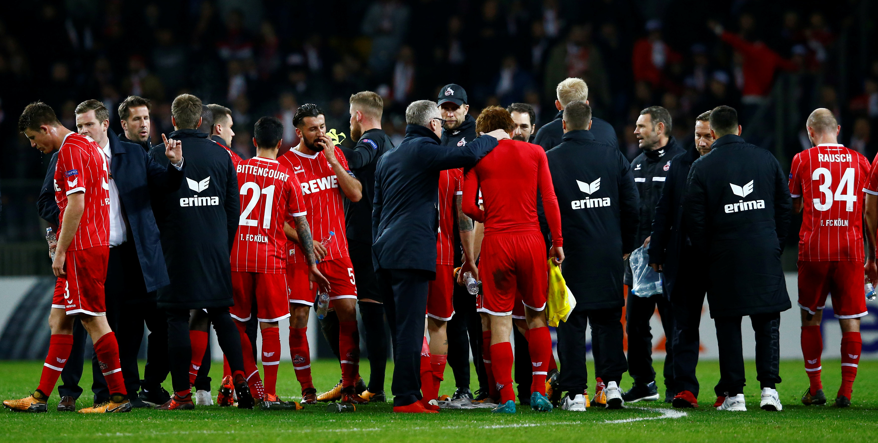 2017-10-19T185555Z_1816232491_RC1E252F9A90_RTRMADP_3_SOCCER-EUROPA-BBO-CGN