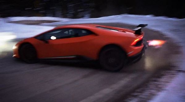 lamborghini-huracan-performante-goes-drifting-in-the-italian-alps-spits-flames-122226_1