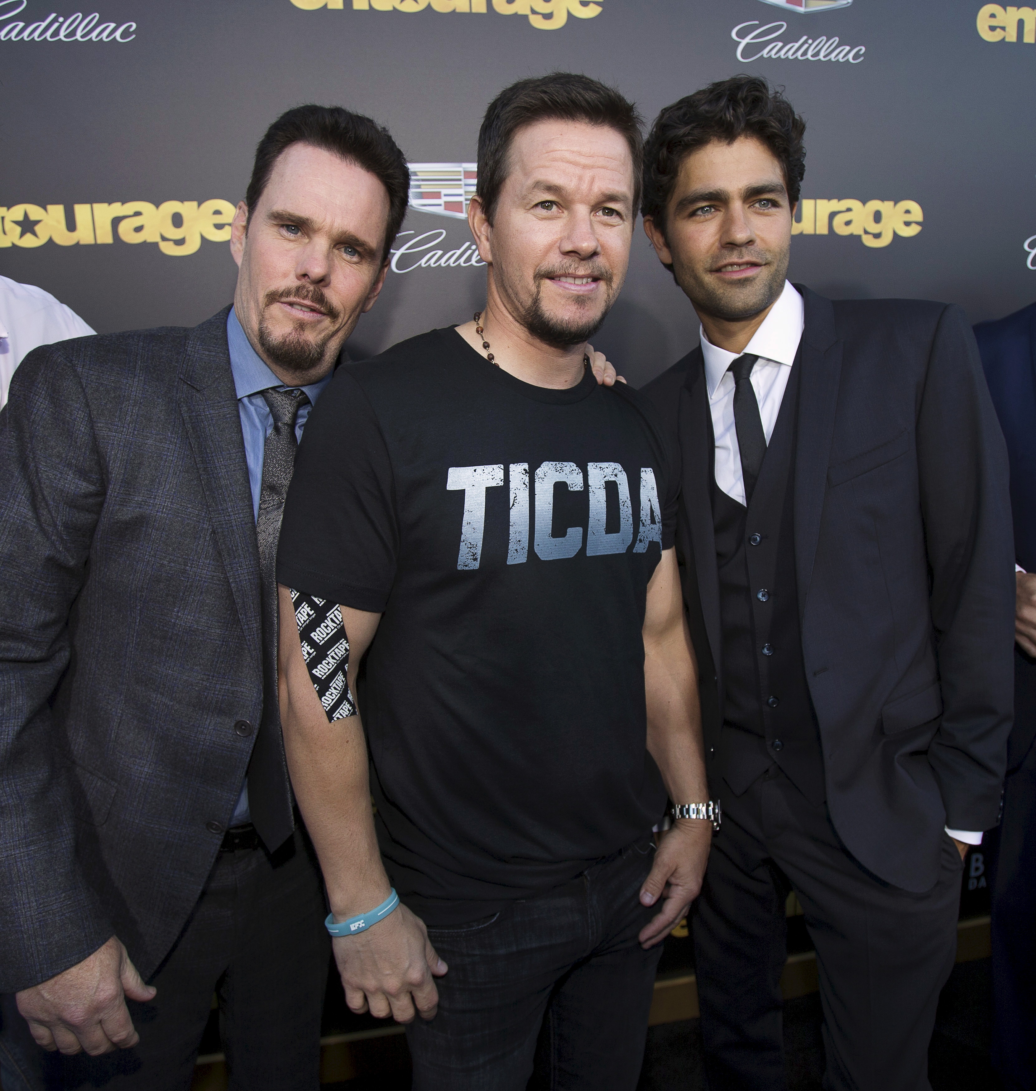 Kevin Dillon, Mark Wahlberg i Adrian Grenier