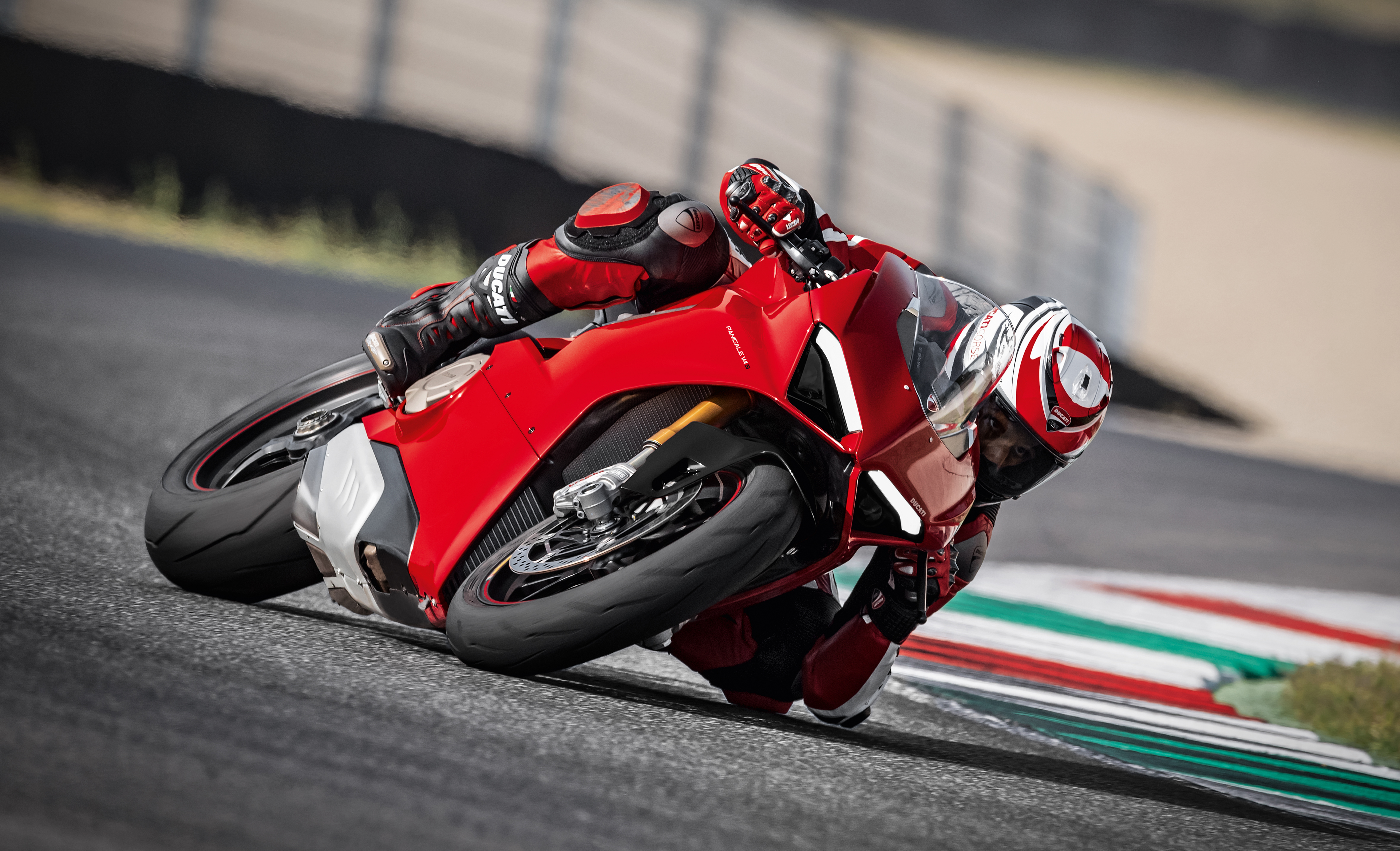 22-31 PANIGALE V4 S
