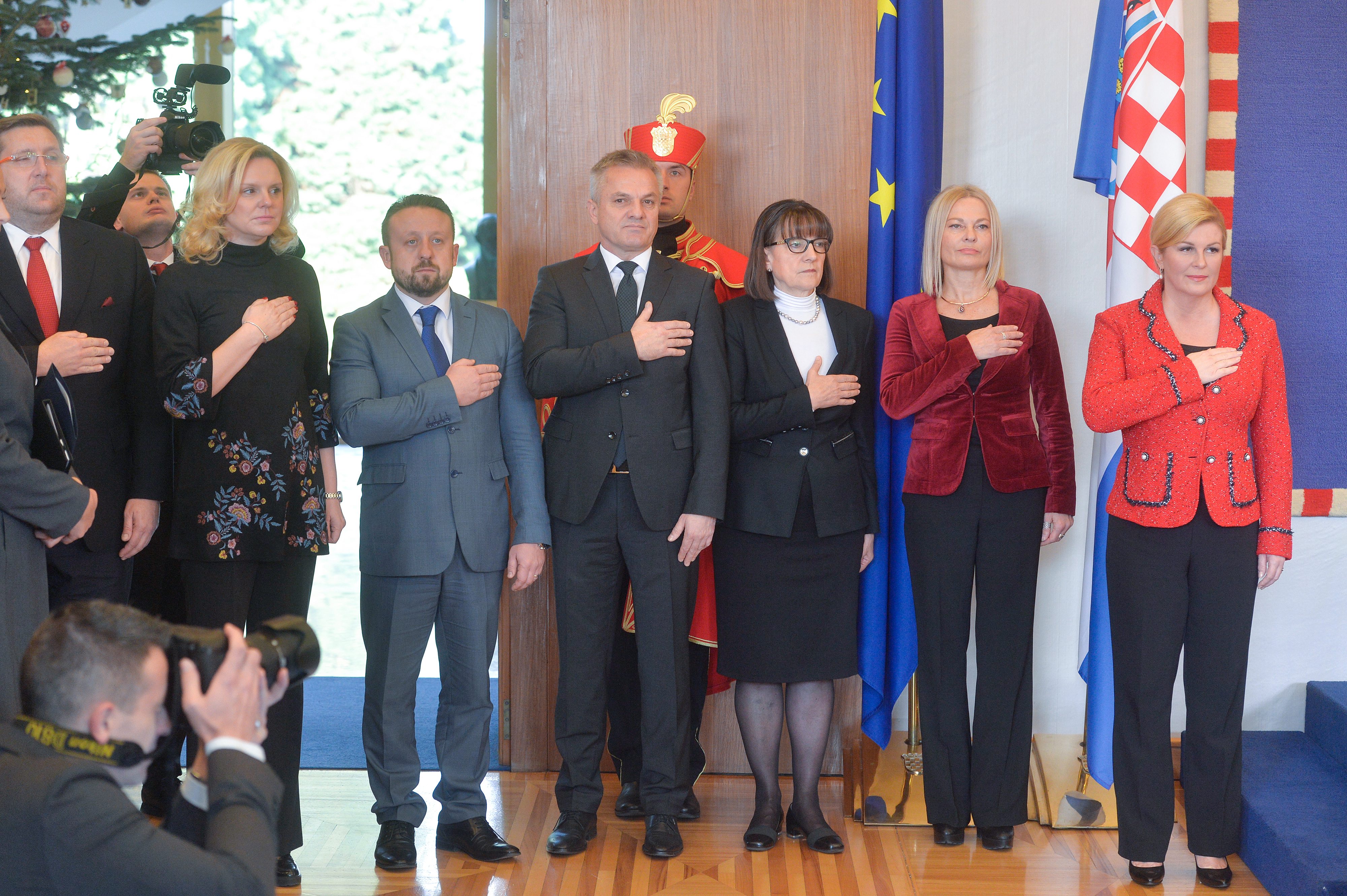 predsjednica_vrata6-021217