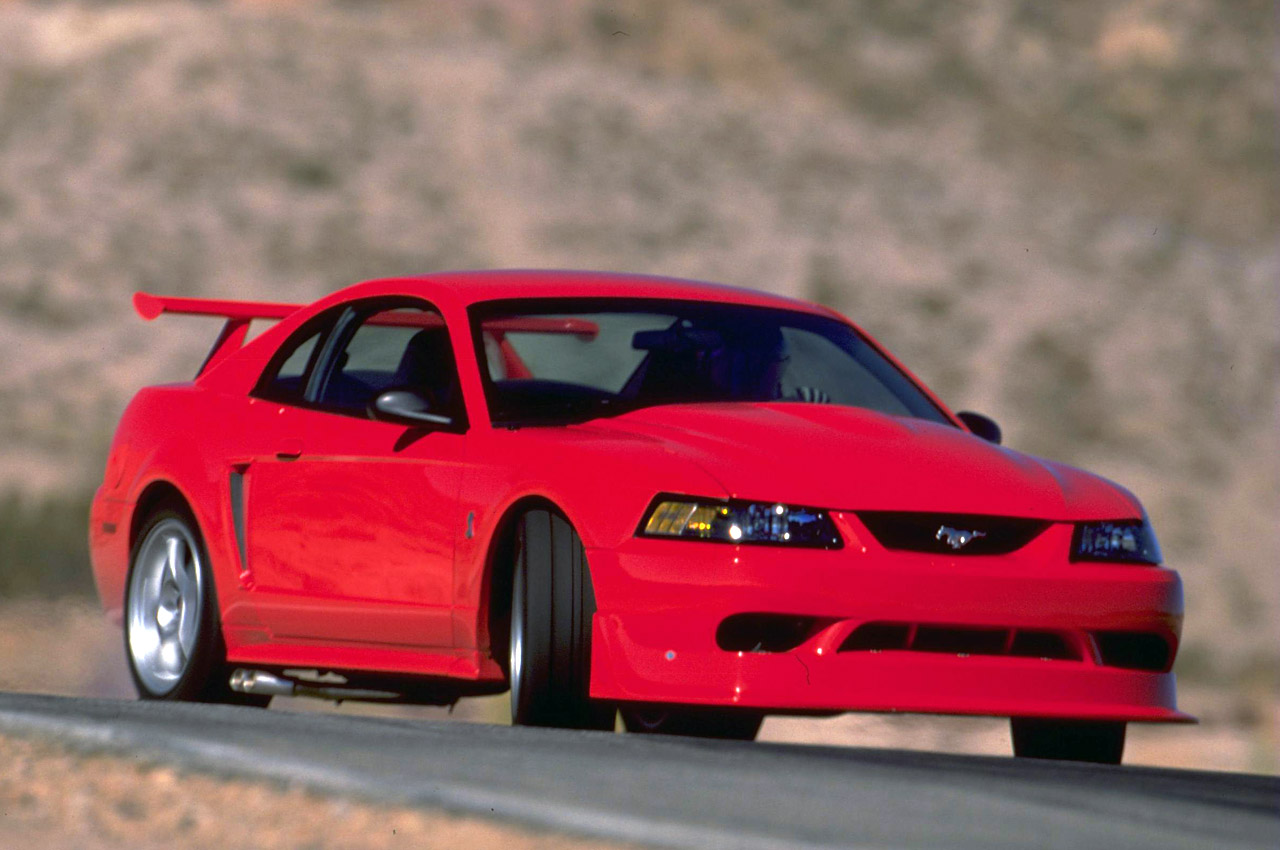 2000-mustang-svt-cobra-r