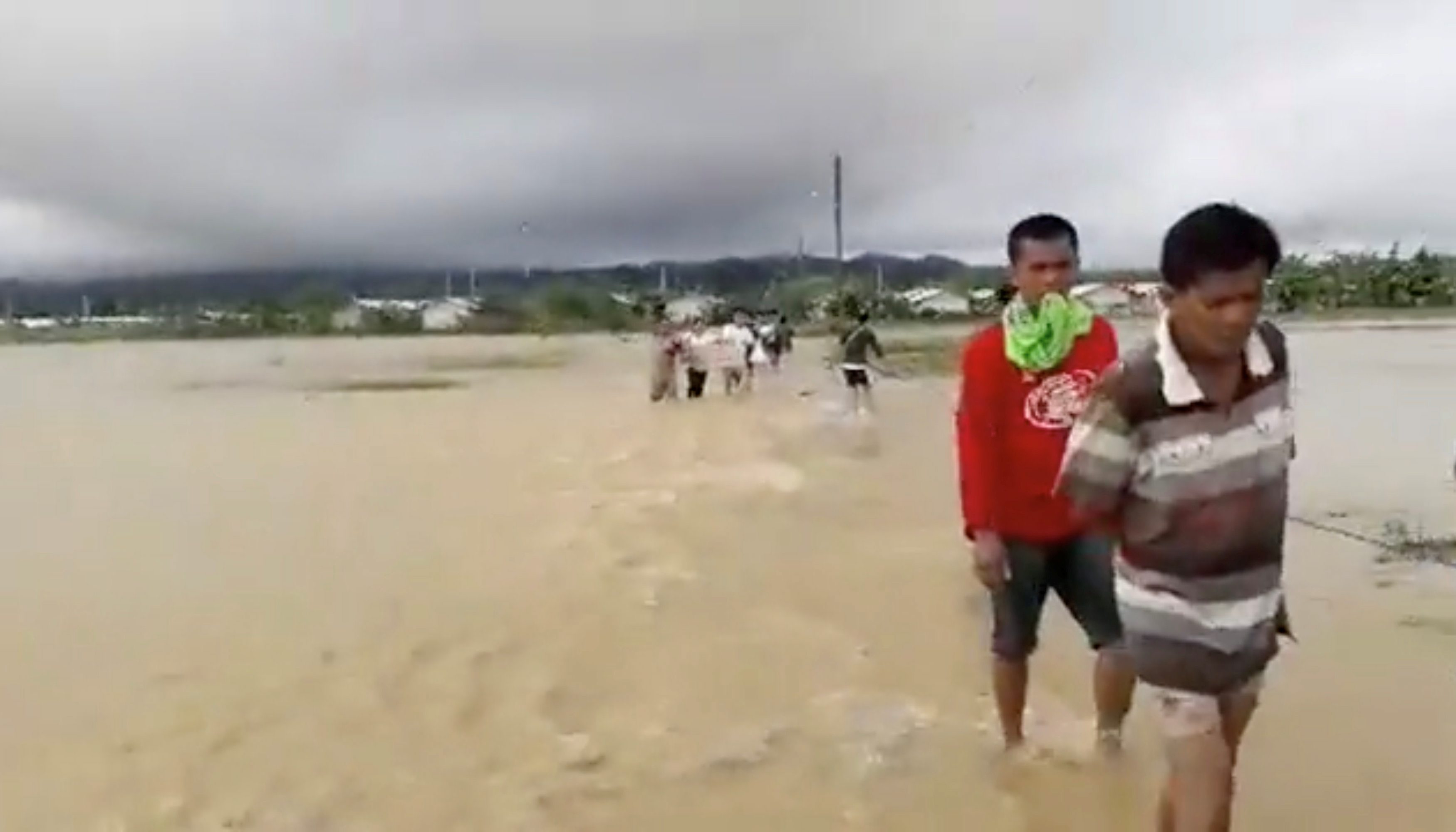2017-12-17T173052Z_127758803_RC1E43252BC0_RTRMADP_3_ASIA-STORM-PHILIPPINES