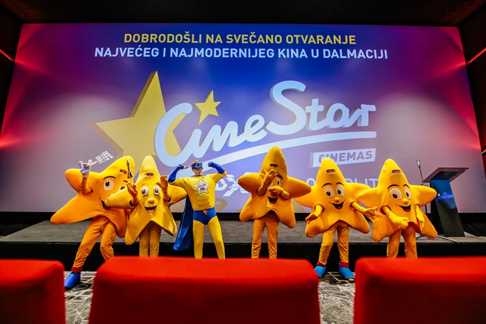CineStar 4DX Split
