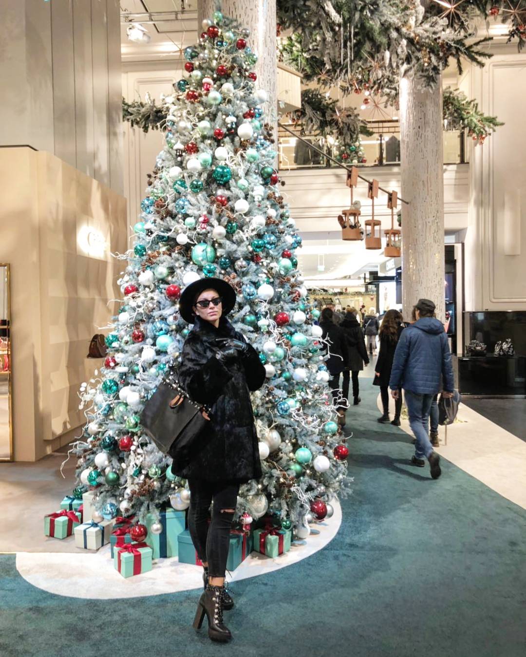 25005561_136597193724655_6337736239709421568_n(1)