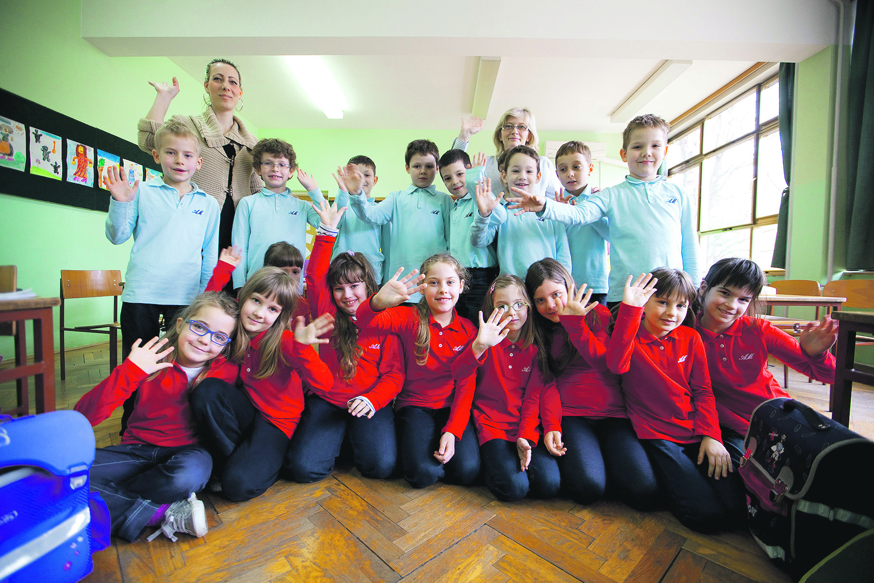 107304-138147-skolske_uniforme1-130313